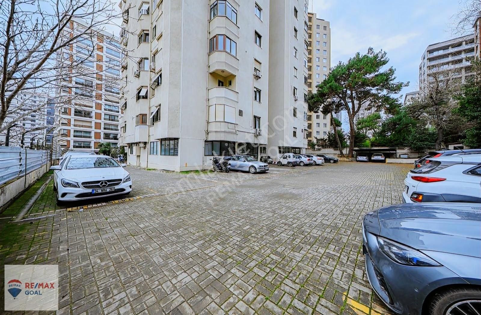 Erenköyde 300 M² Net Ferah 5+1 | Eşyalı | Güvenlikli - Görsel 25