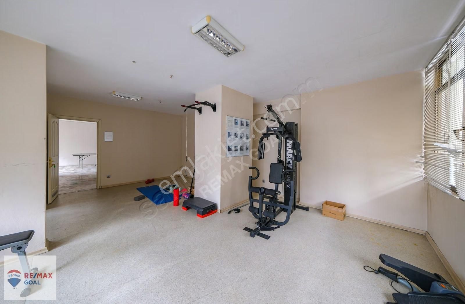 Erenköyde 300 M² Net Ferah 5+1 | Eşyalı | Güvenlikli - Görsel 12