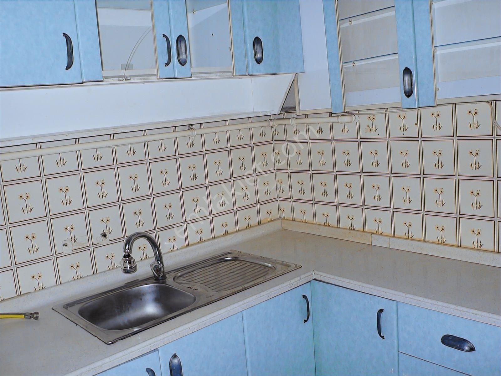 Sitede, Metroya Ve Otobüs Durağına Yakın Temiz 2+1 Bakımlı Daire - Görsel 4
