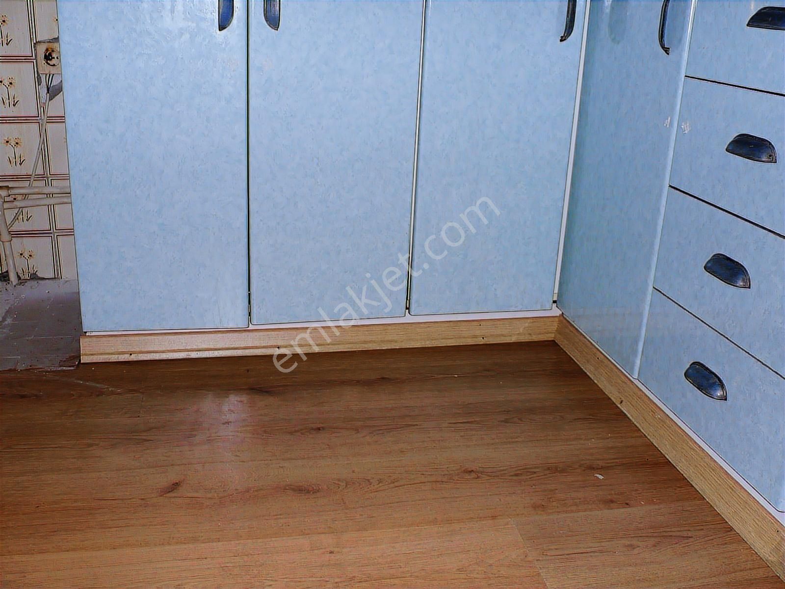 Sitede, Metroya Ve Otobüs Durağına Yakın Temiz 2+1 Bakımlı Daire - Görsel 6