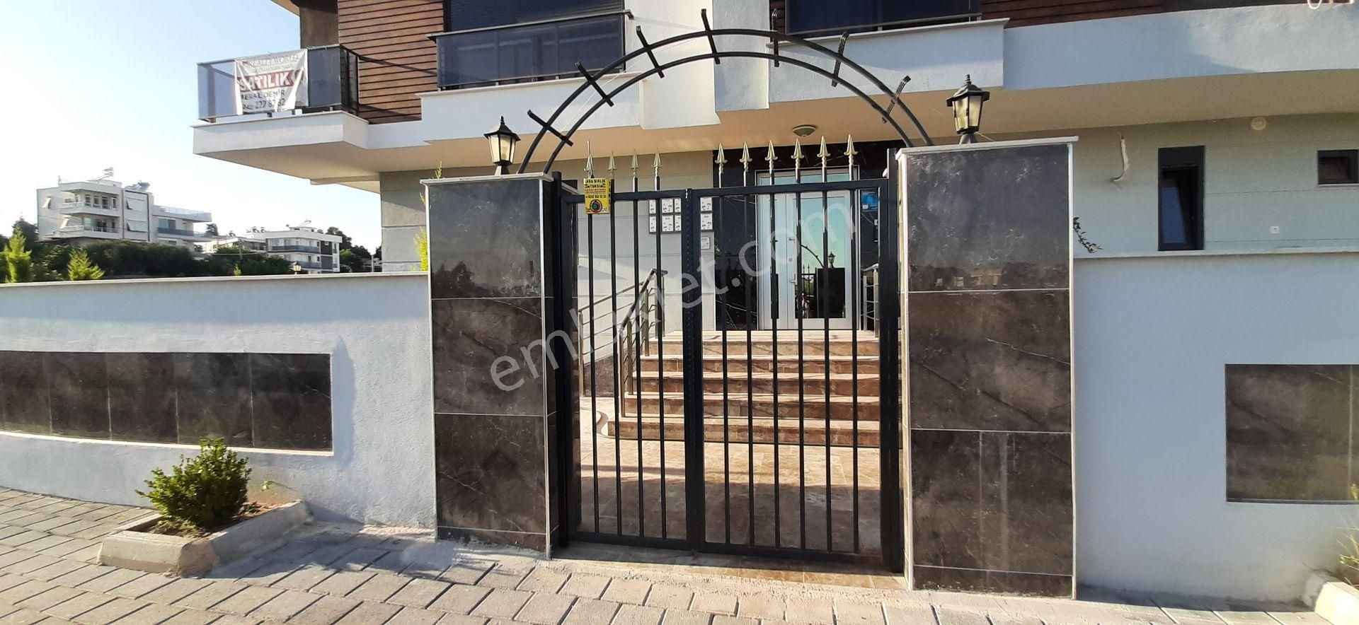 Güzeloba'da,denize Ve Plajlara Yürüme Mesafesinde,full Eşyalı Kaçırılmayacak (1+1) Yüksek Giriş - Görsel 25