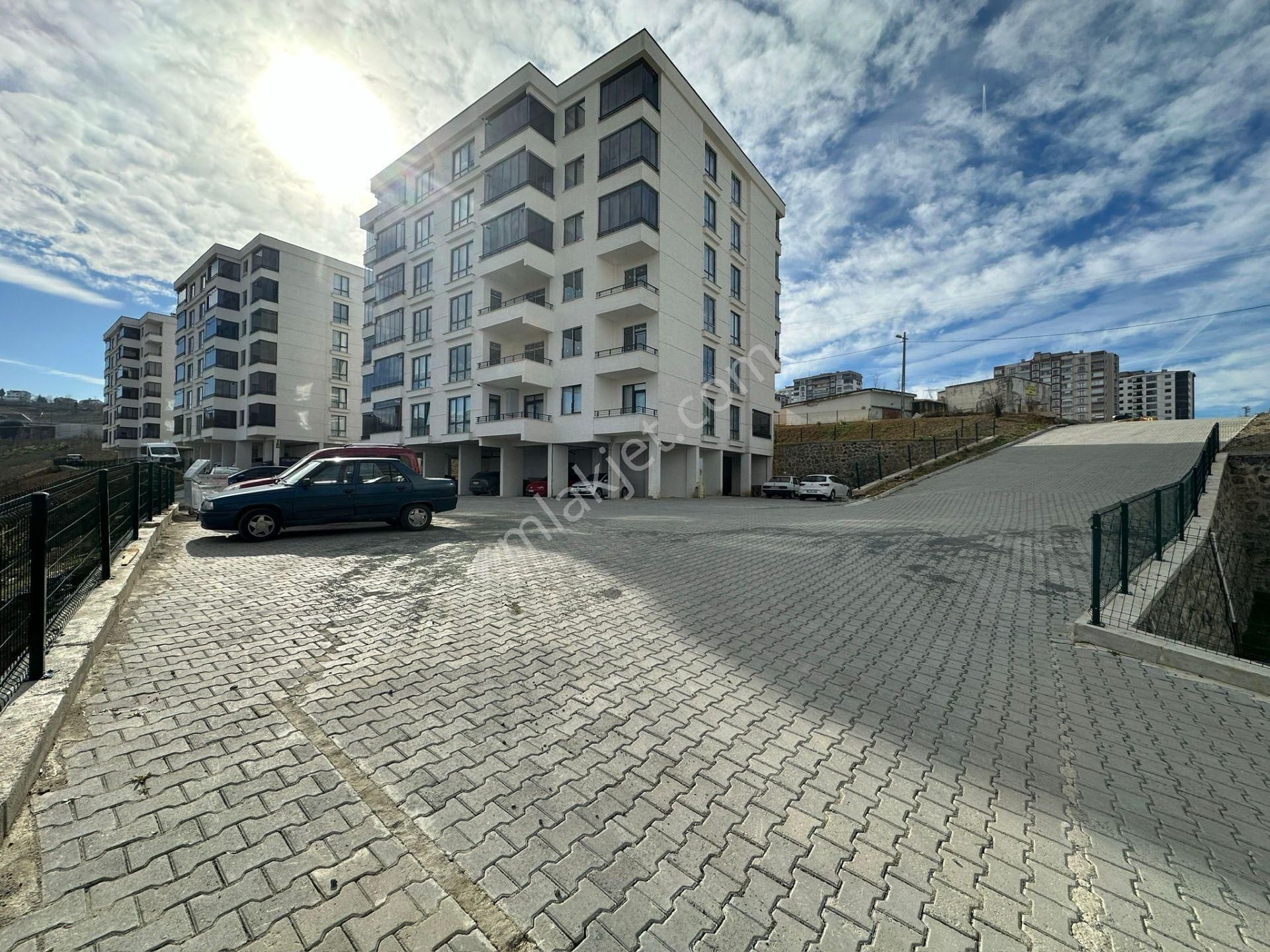 Trabzon Çukurçayır'da Kiralık 3+1 Sıfır Daire - Görsel 28