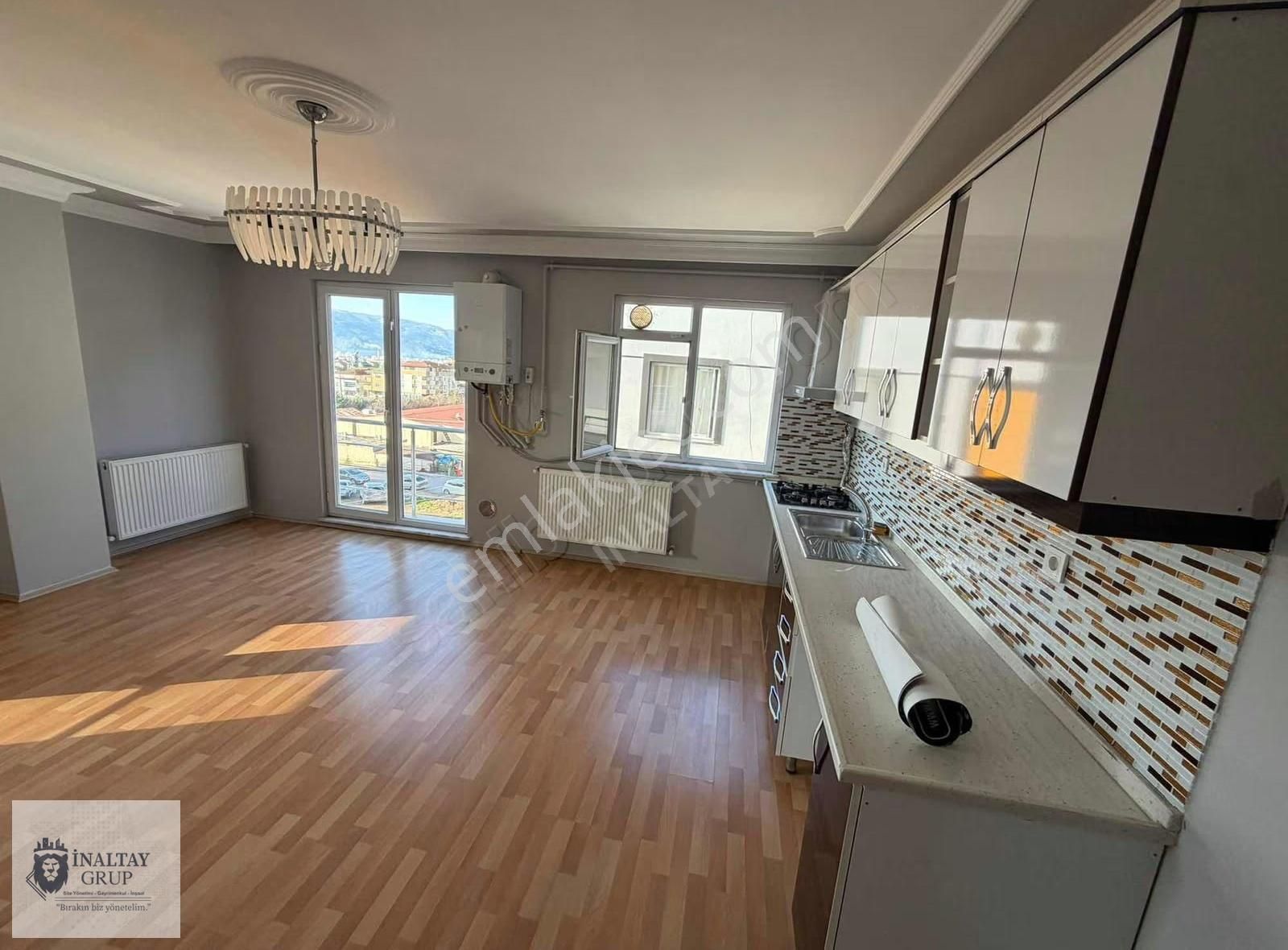 Körfez'de Satılık 5+1 Çatı Dubleks Daire - 180m² Net - Görsel 6