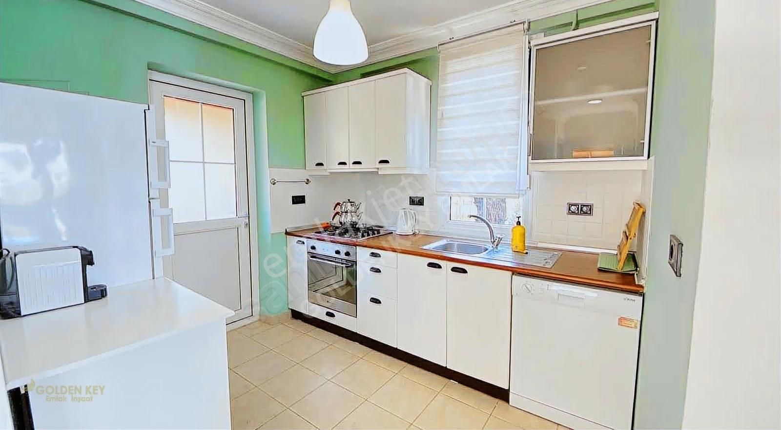 Hisarönü Merkezde Full Eşyalı 3+1 Villa - Görsel 14