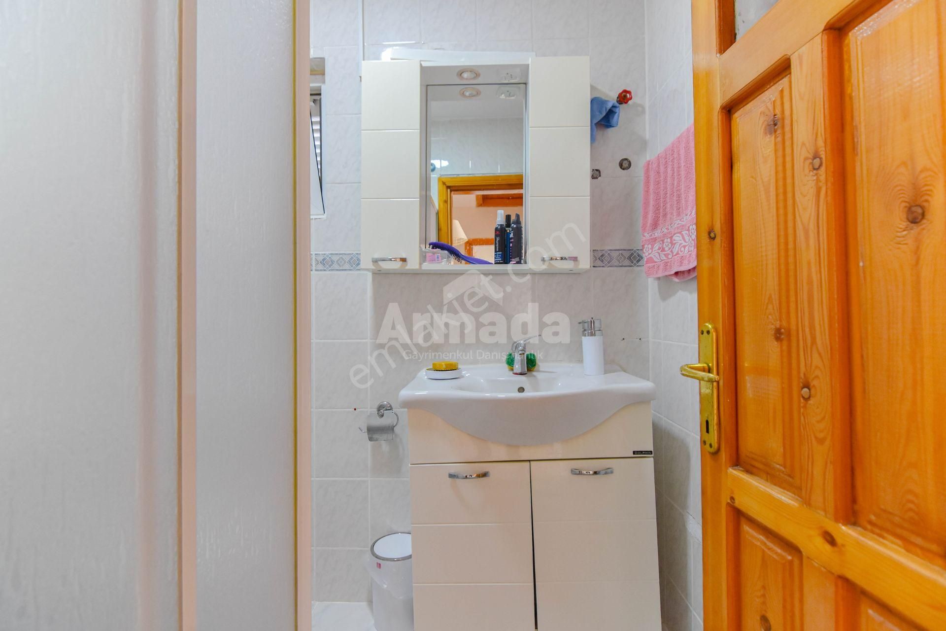 Kuşadası'nda Havuzlu Sitede Satılık 2+1 Villa - Görsel 20