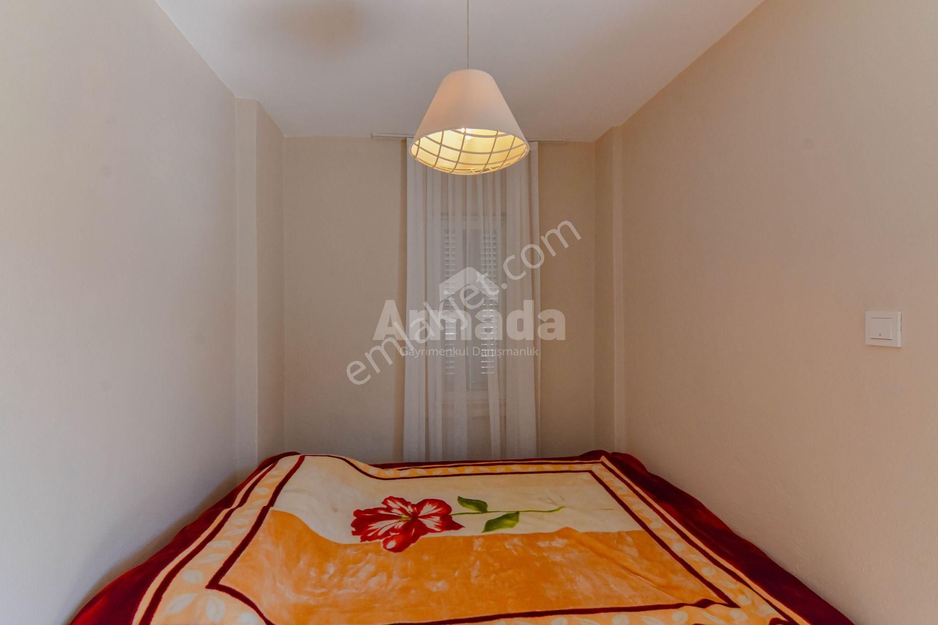 Kuşadası'nda Havuzlu Sitede Satılık 2+1 Villa - Görsel 17