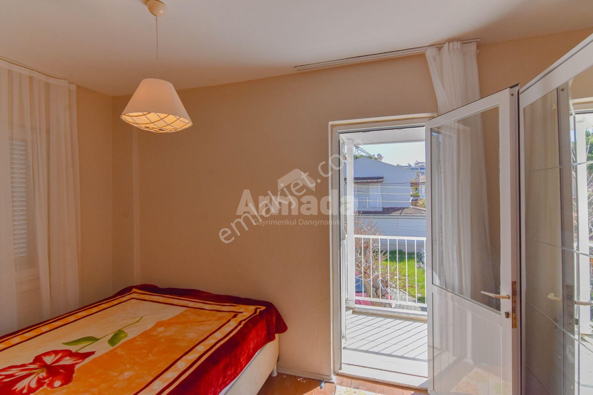 Kuşadası'nda Havuzlu Sitede Satılık 2+1 Villa - Görsel 15