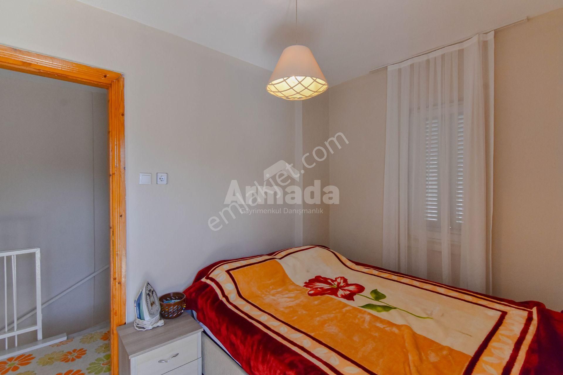 Kuşadası'nda Havuzlu Sitede Satılık 2+1 Villa - Görsel 16