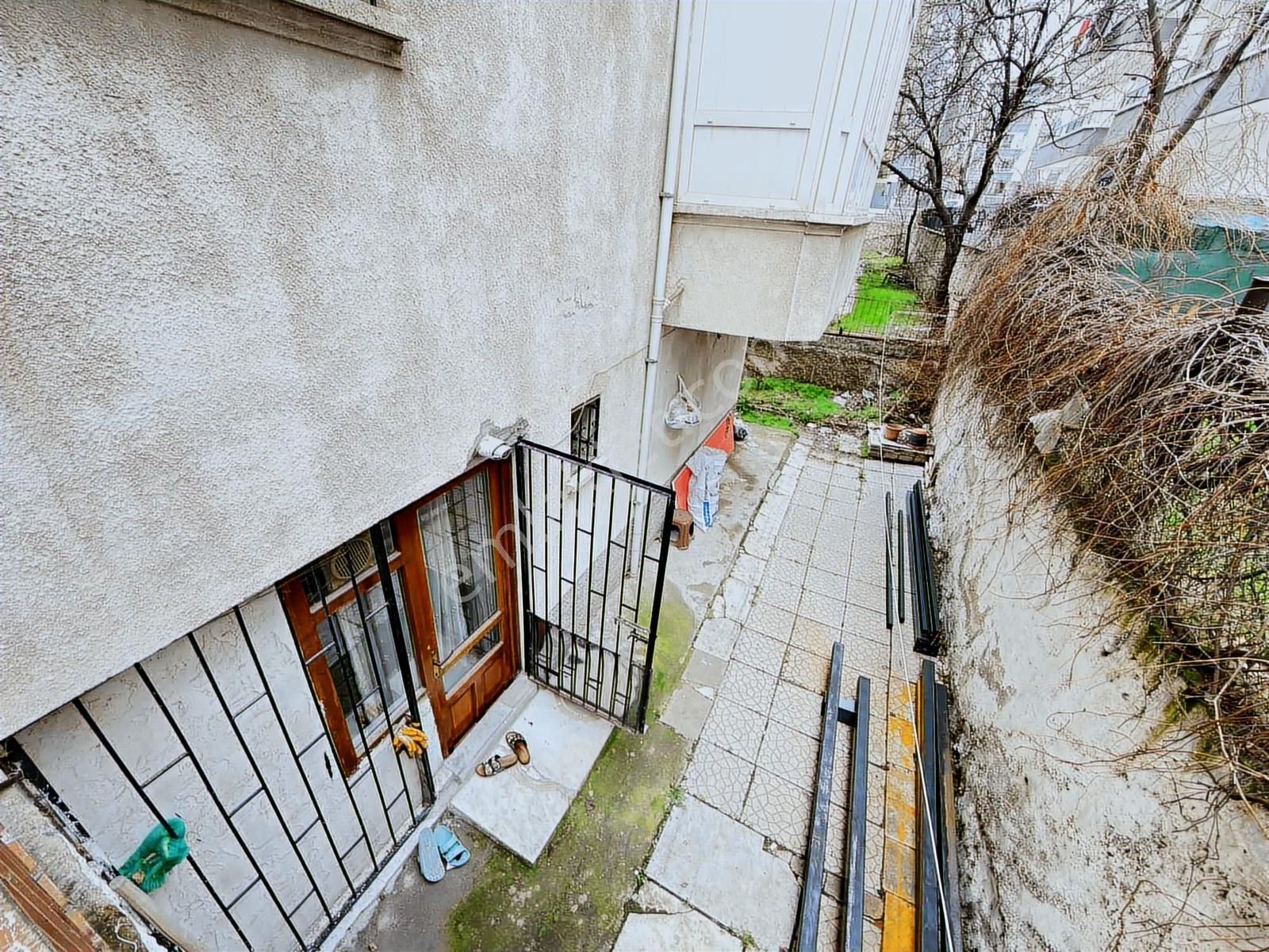 Etlik Şehir Has. & Antares Avm Yakını 2+1 Kendine Ait Bahçeli.!! - Görsel 17