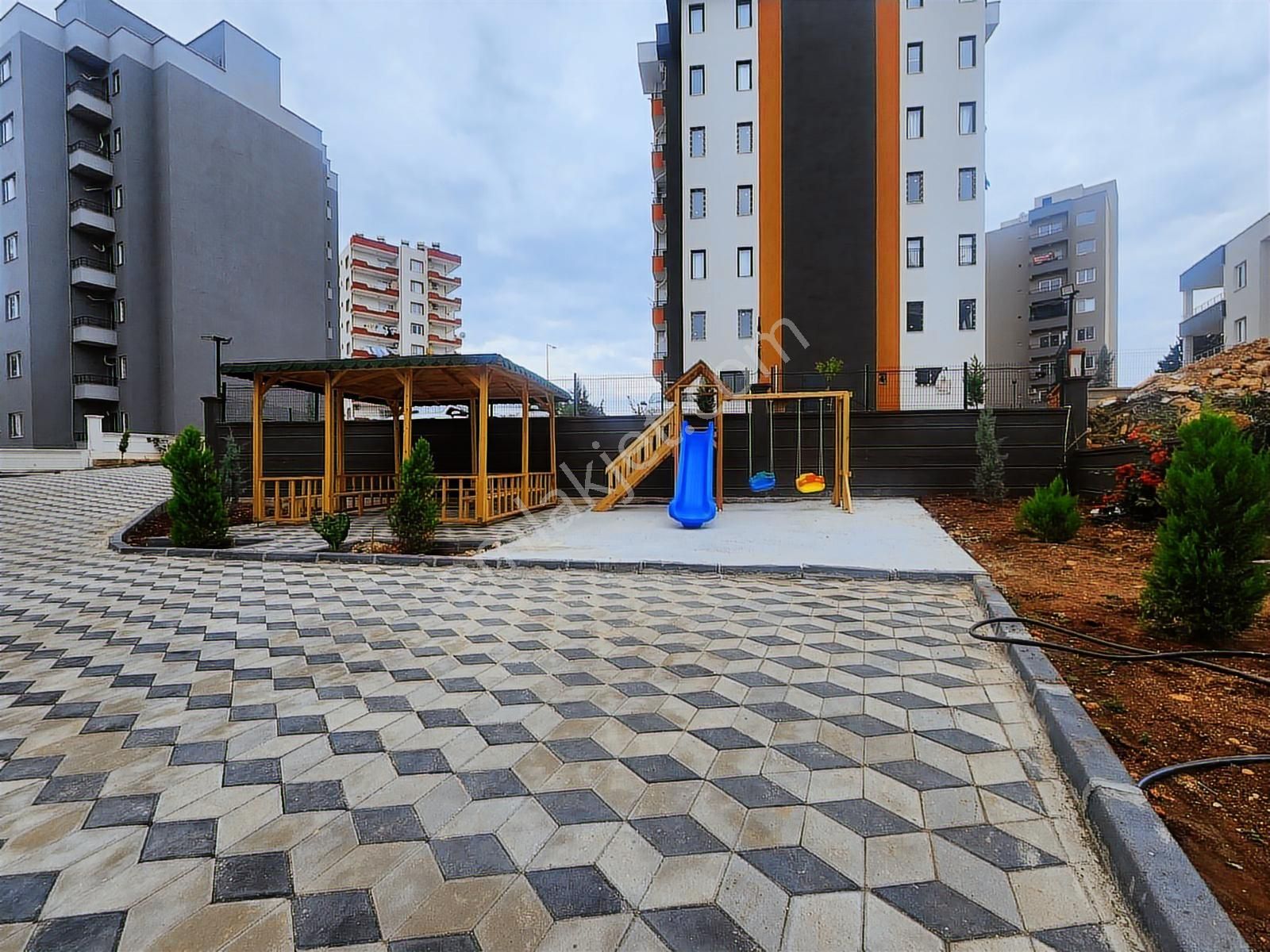 Hcl'den Sıfır 2,5+1 Mızrak Sitesinde Kiralık Daireler/mezitli - Görsel 15