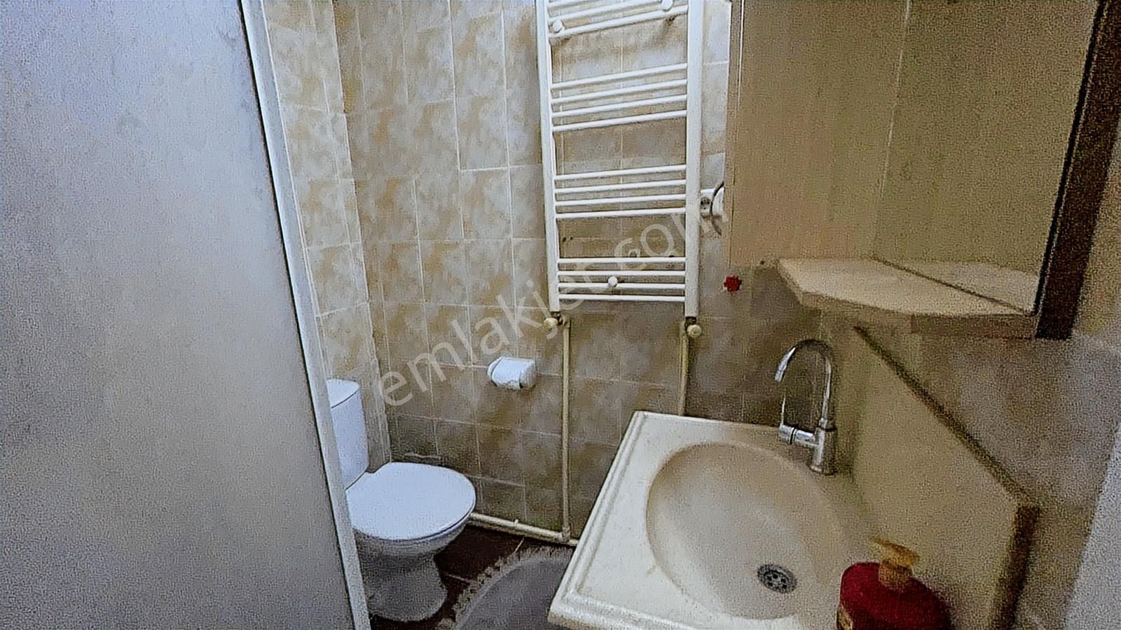İzmir B. Çiğli Yeni Mahallede Satılık 2+1 Daire Cb Ph - Görsel 20