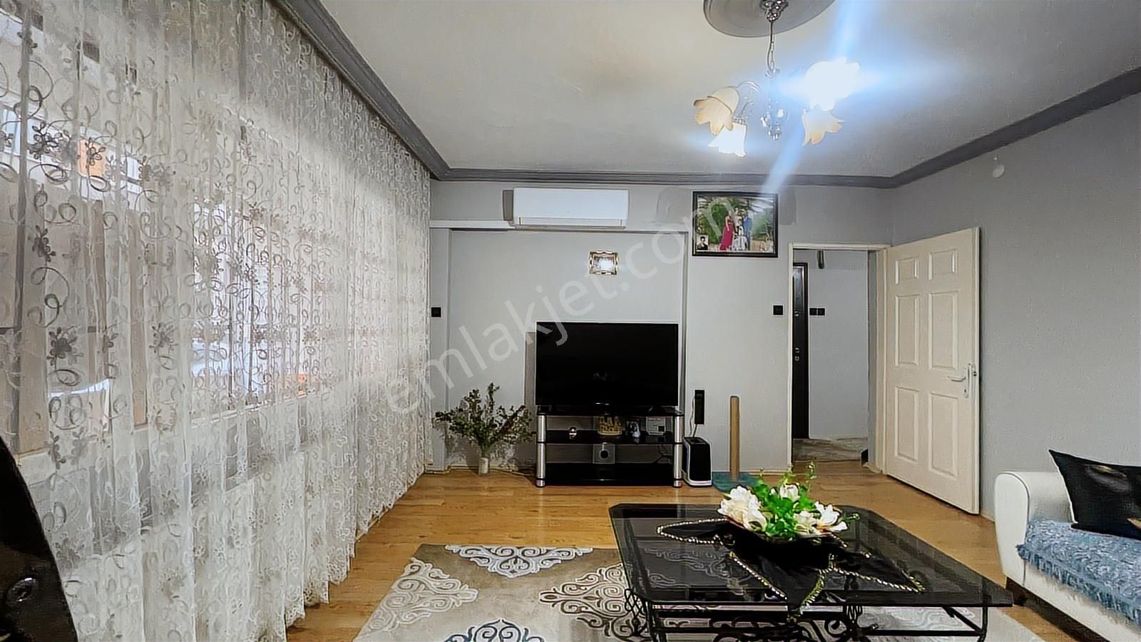 İzmir B. Çiğli Yeni Mahallede Satılık 2+1 Daire Cb Ph - Görsel 9