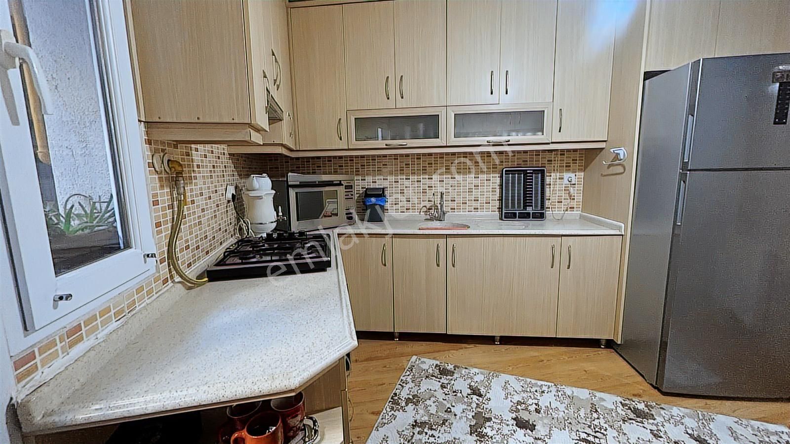 İzmir B. Çiğli Yeni Mahallede Satılık 2+1 Daire Cb Ph - Görsel 19