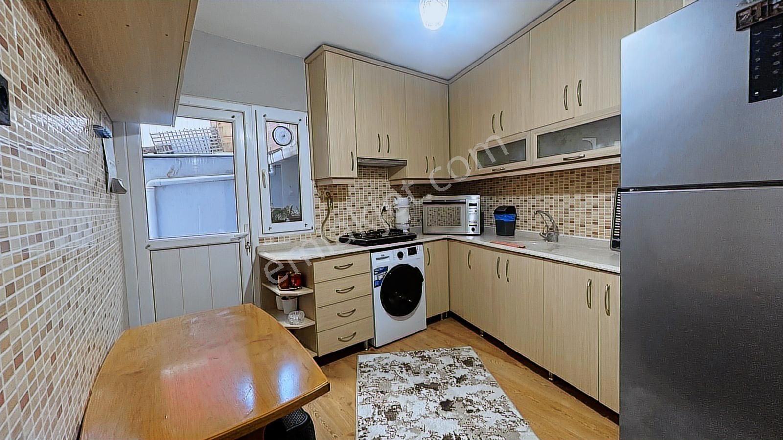 İzmir B. Çiğli Yeni Mahallede Satılık 2+1 Daire Cb Ph - Görsel 18