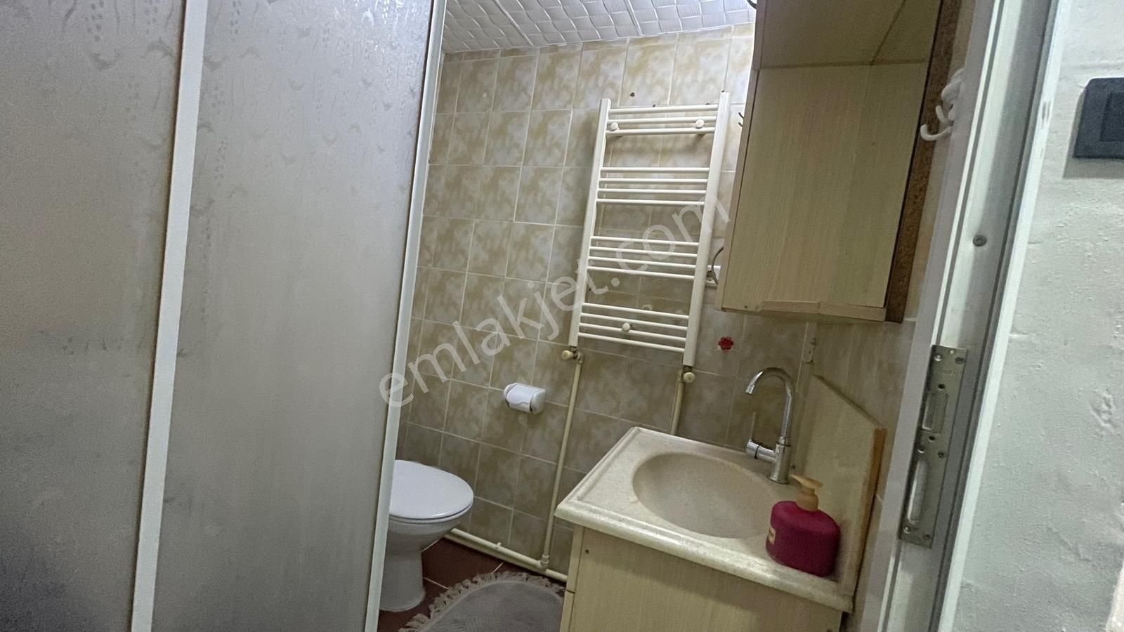 İzmir B. Çiğli Yeni Mahallede Satılık 2+1 Daire Cb Ph - Görsel 2