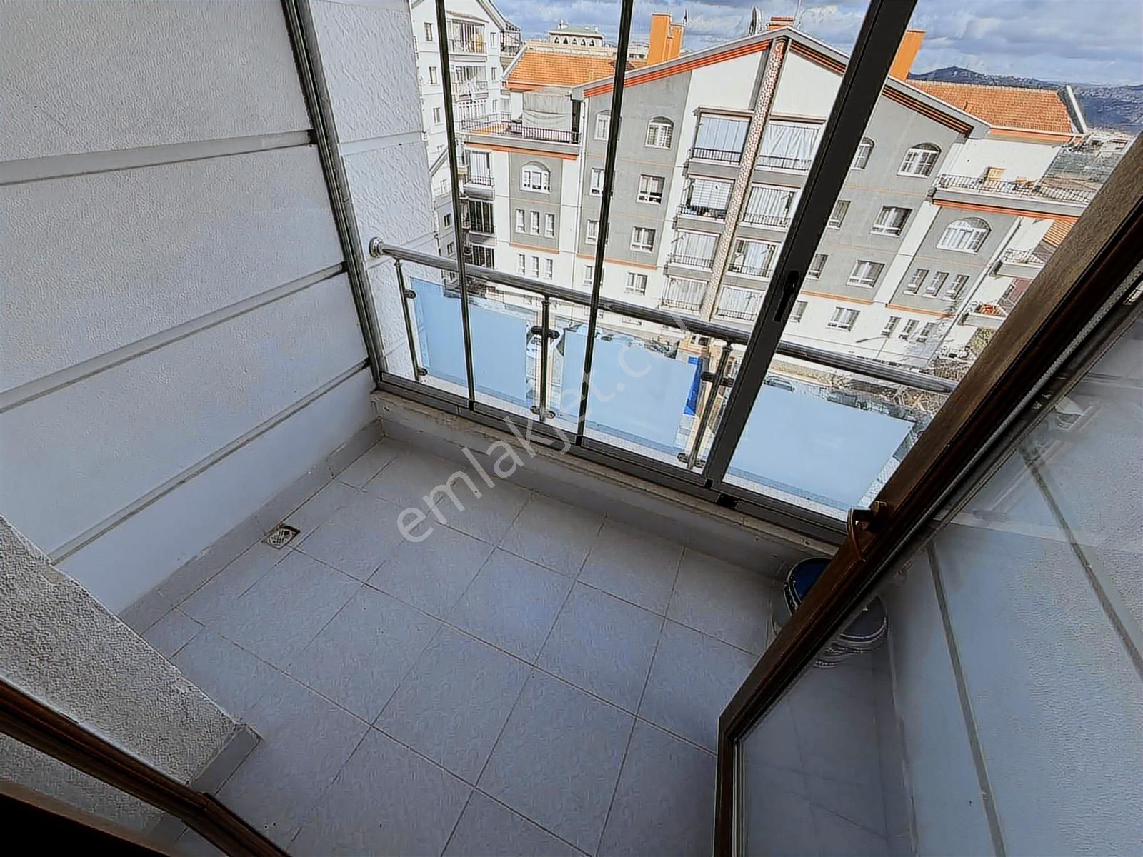 Kılıçsoy'dan Sanatoryum Hast. Ve Cad. Asansörlü Ebeveyn Banyolu - Görsel 15