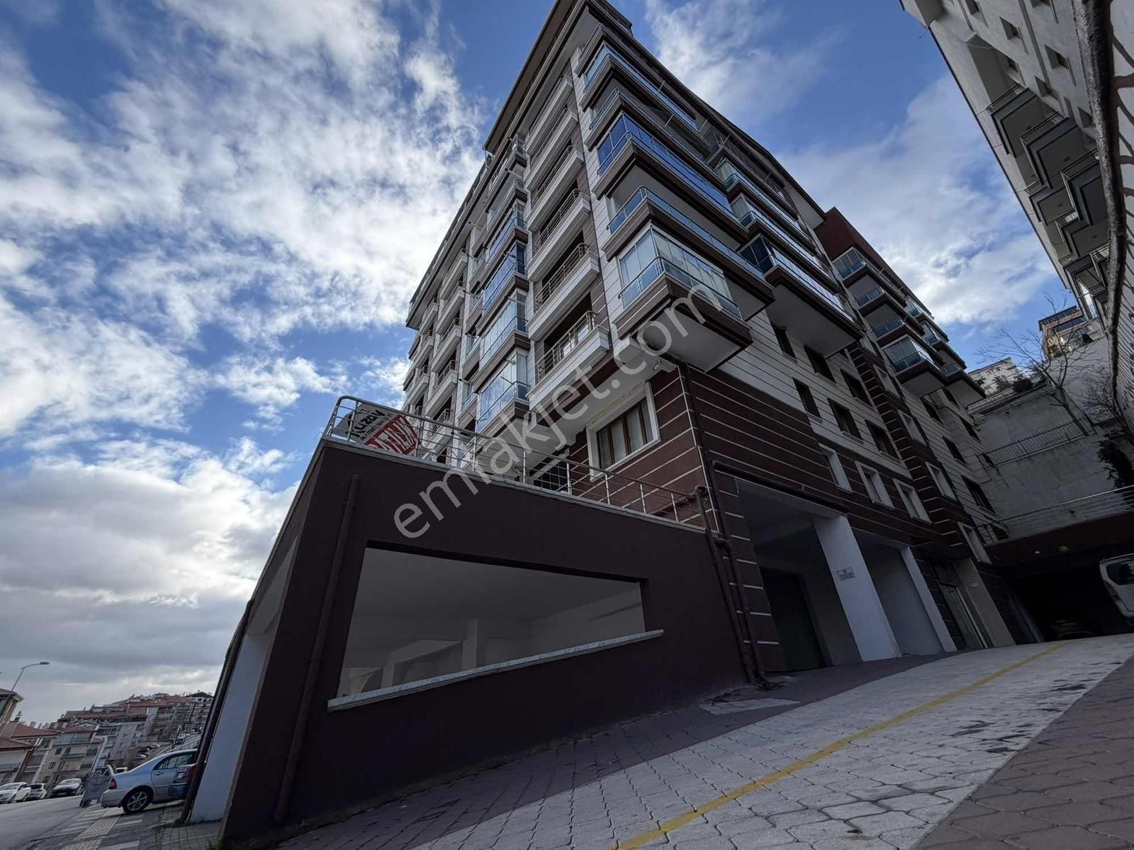 Kılıçsoy'dan Sanatoryum Hast. Ve Cad. Asansörlü Ebeveyn Banyolu - Görsel 5