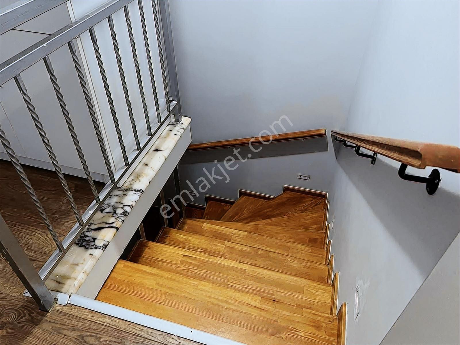 Satılık Menderes Degirmenderede Yazlıık Ev - Görsel 10