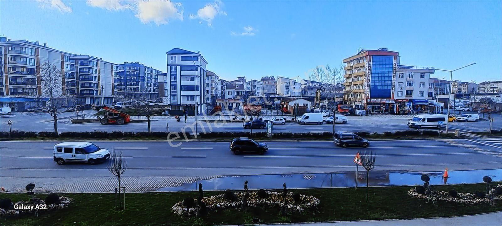 Lir Den Ali Osman Çelebi Bulvarına Cephe Kiralık 1+1 Daireler - Görsel 9