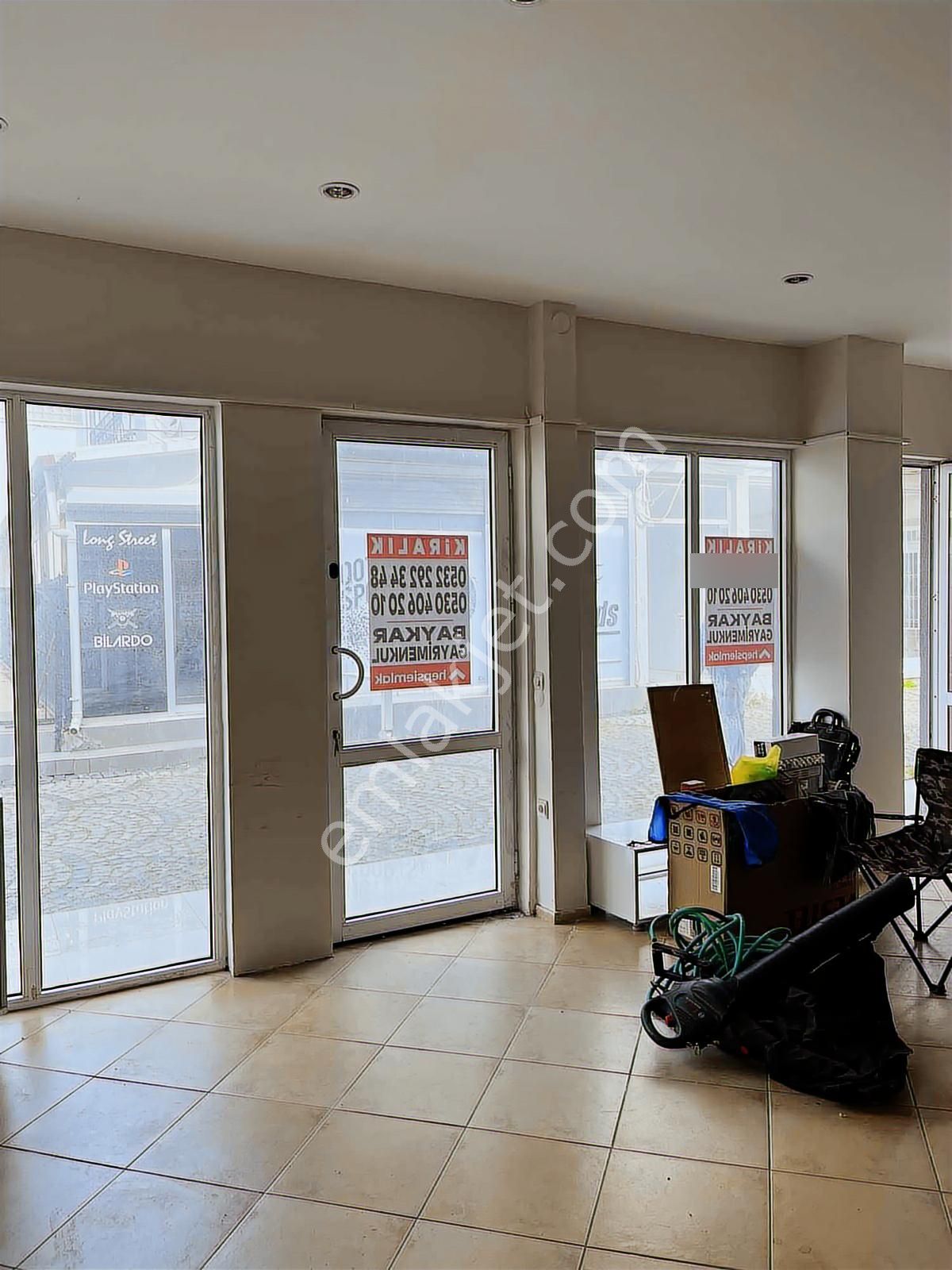 Çeşme İnönü Uzun Sokakta Kiralık Dükkan - Görsel 4
