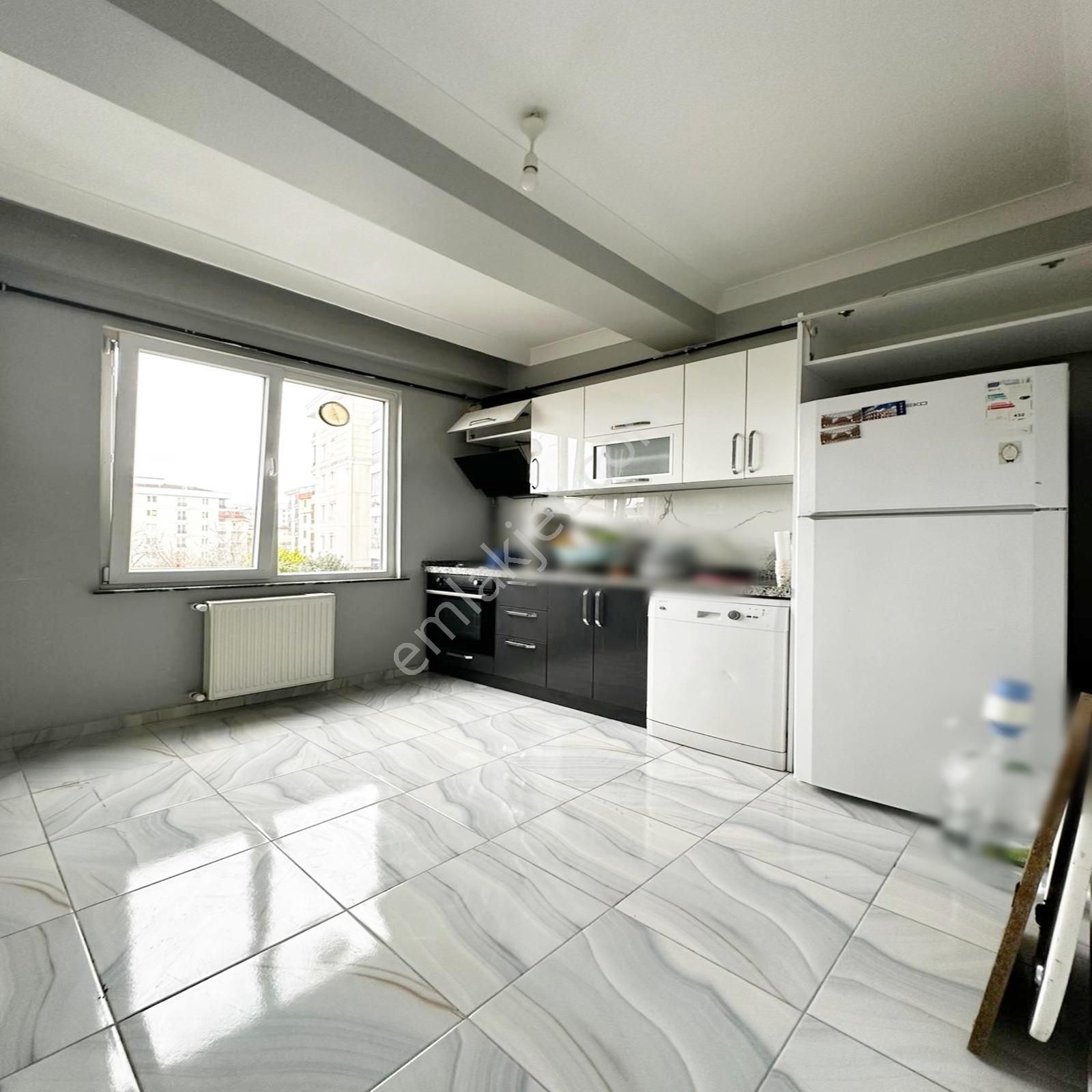 Çekmeköy Yapı Gayimenkul'den Cadde Üzerinde Kiralık Daire!!!! - Görsel 22