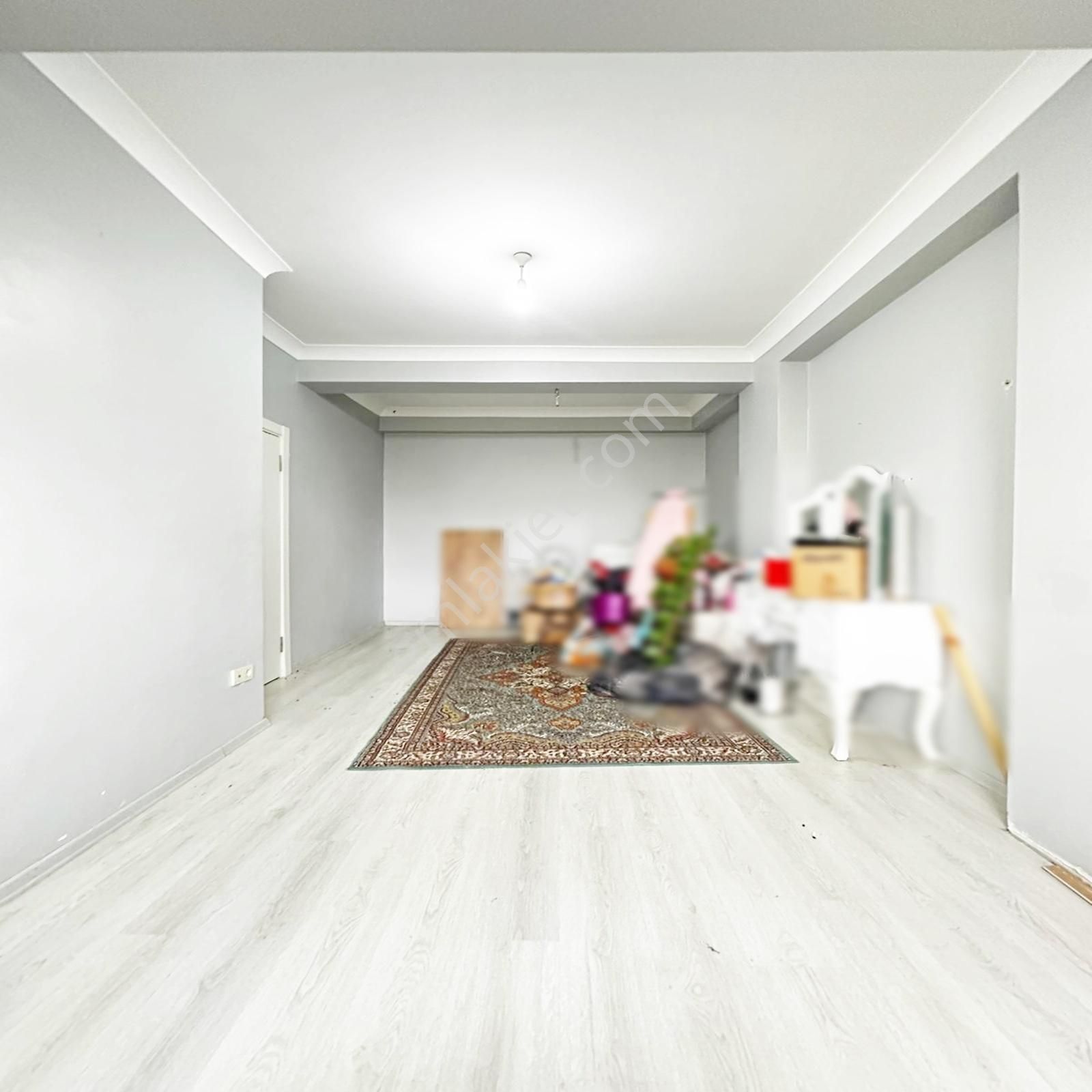Çekmeköy Yapı Gayimenkul'den Cadde Üzerinde Kiralık Daire!!!! - Görsel 14