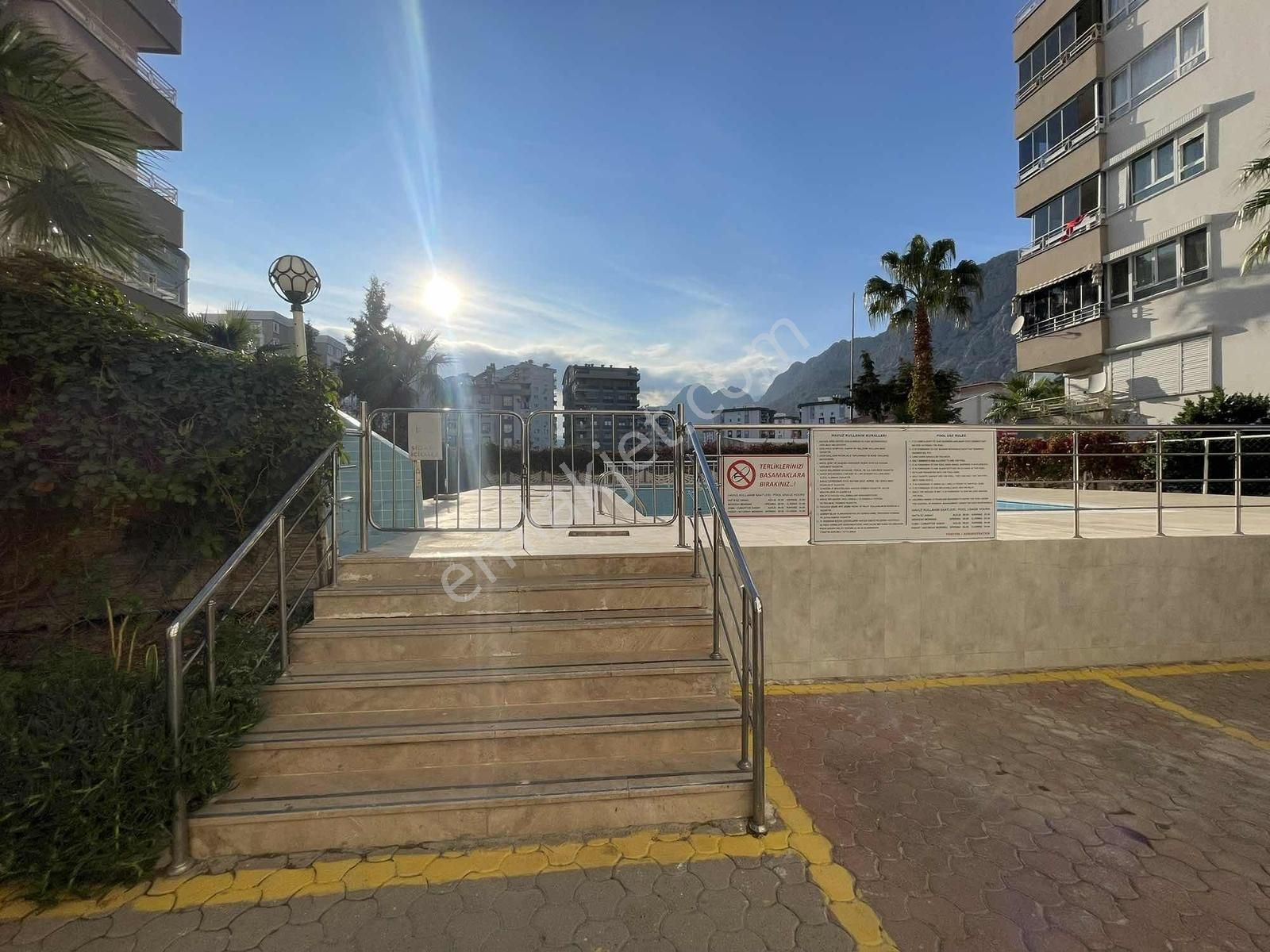 Sarısu'da Havuzlu Site İçerisinde Satılık 3+1 Daire - Görsel 2