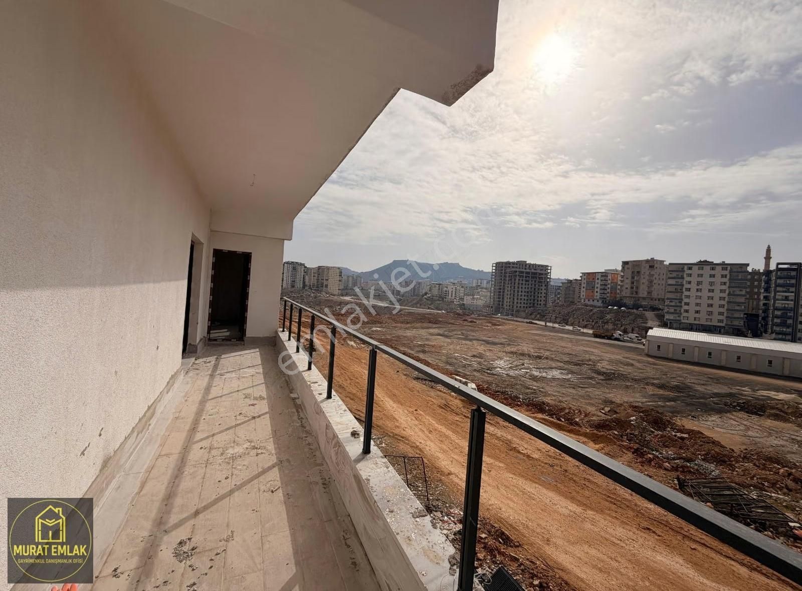 Murat Emlak'tan Şehirin Tam Merkezinde Sıfır 4+1 Satılık - Görsel 24
