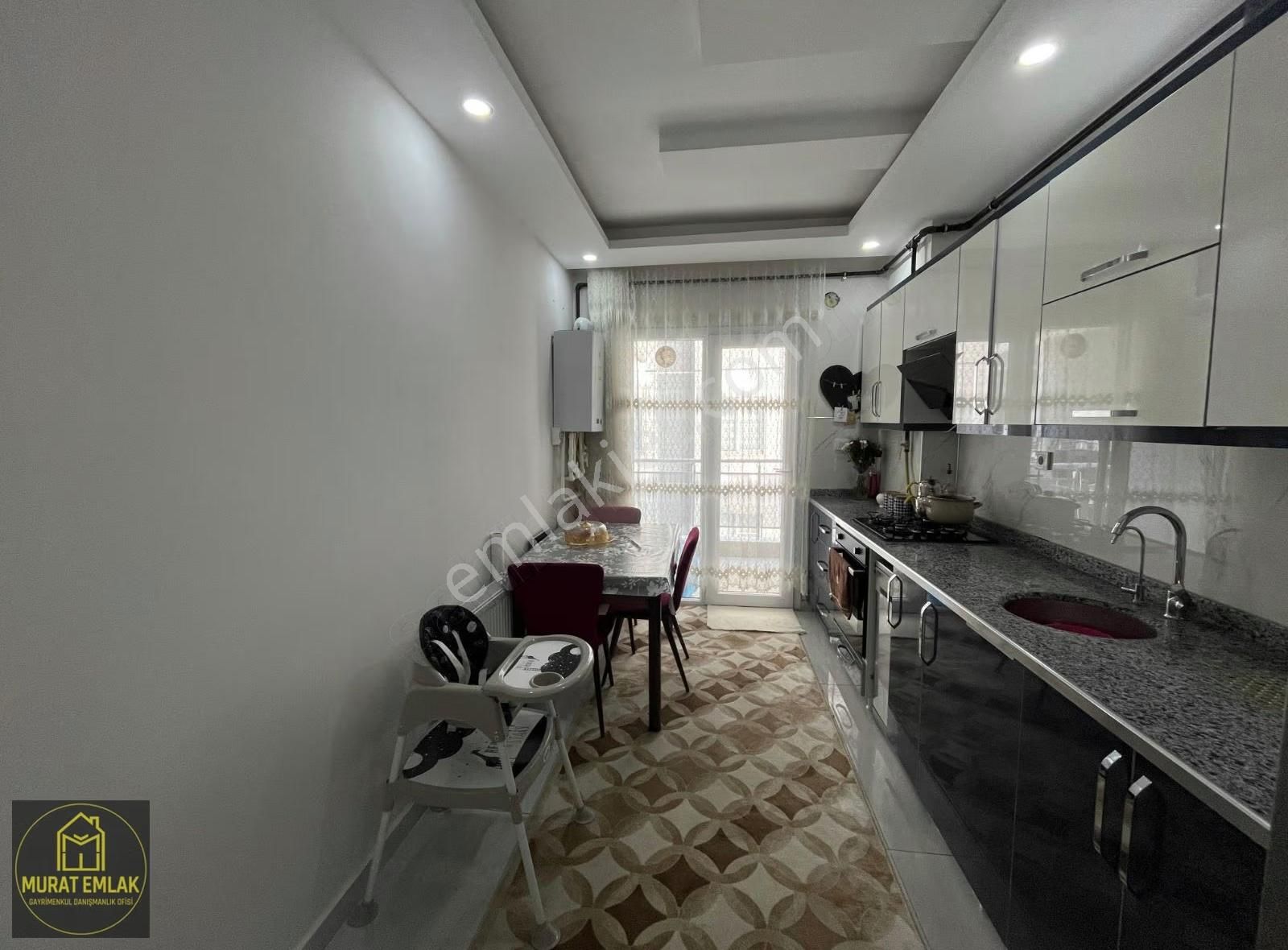 Murat Emlaktan Ana Cadde Üzerinde 2+1 Dairemiz Satılıktır - Görsel 4