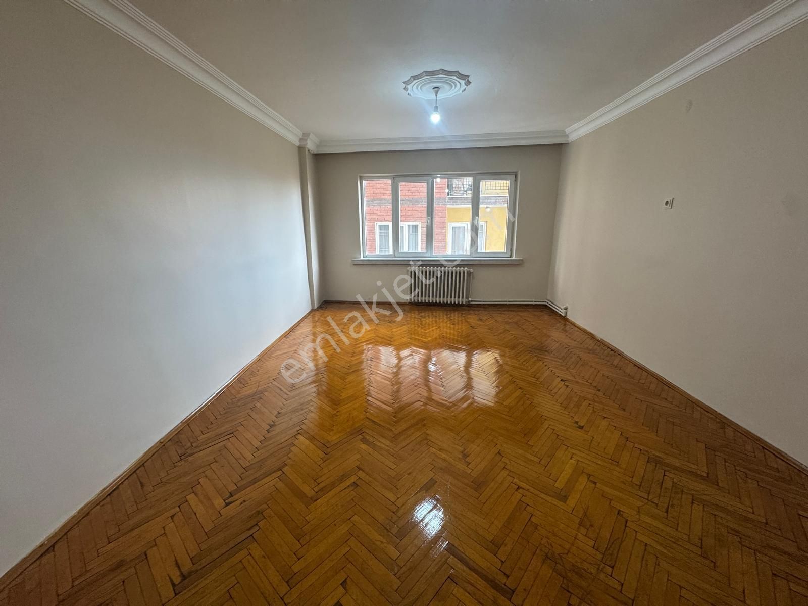 Rba Dan Kurtuluş Mh Vatan Caddesi Üzeri Kiralık 3+1 Daire