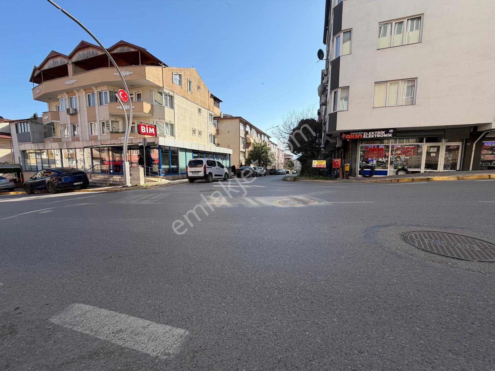 Derince’de-cumhuriyet Caddesi Üzerinde-mükemmel Konumda-fırsat Dükkan - Görsel 16