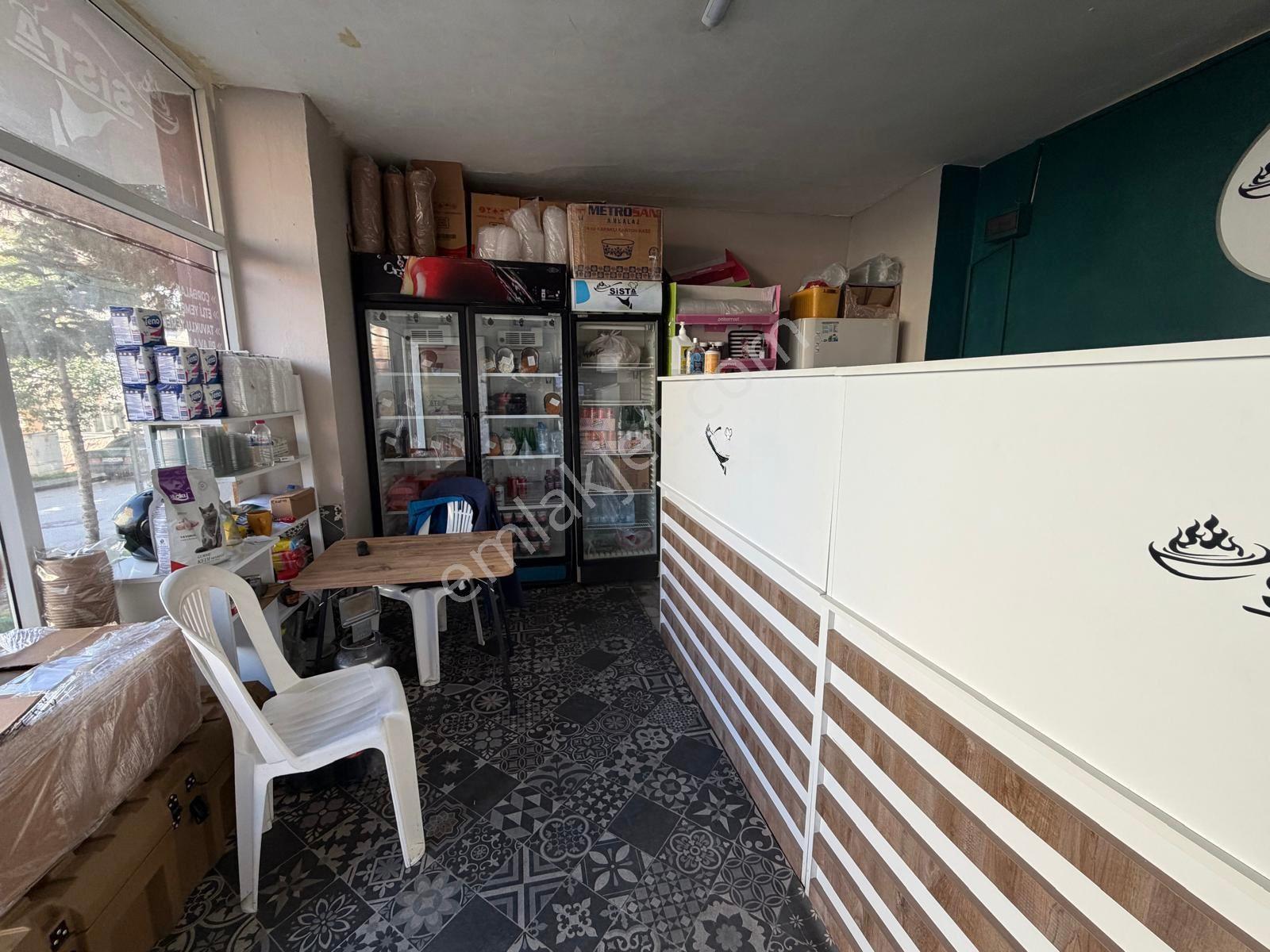 Derince’de-cumhuriyet Caddesi Üzerinde-mükemmel Konumda-fırsat Dükkan - Görsel 14