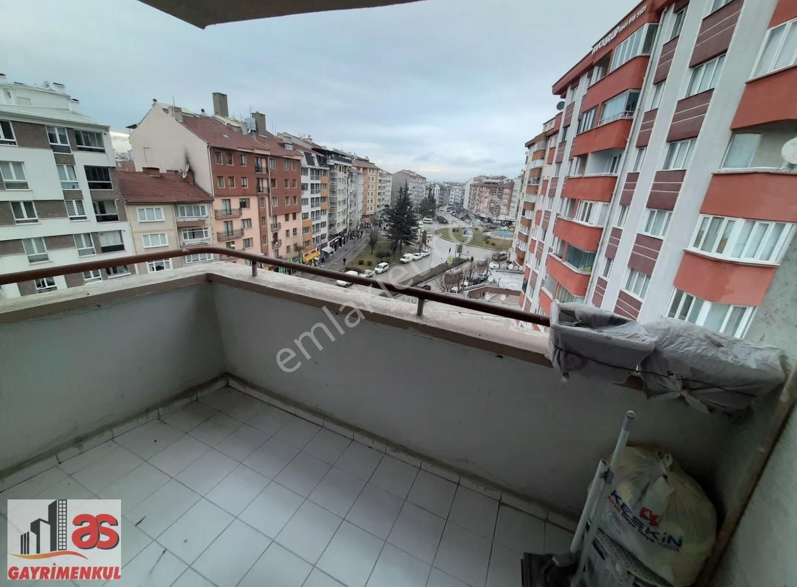 As Emlaktan Sakarya Cd. Asansörlü, Balkonlu, Garajlı 3+1 Daire - Görsel 10