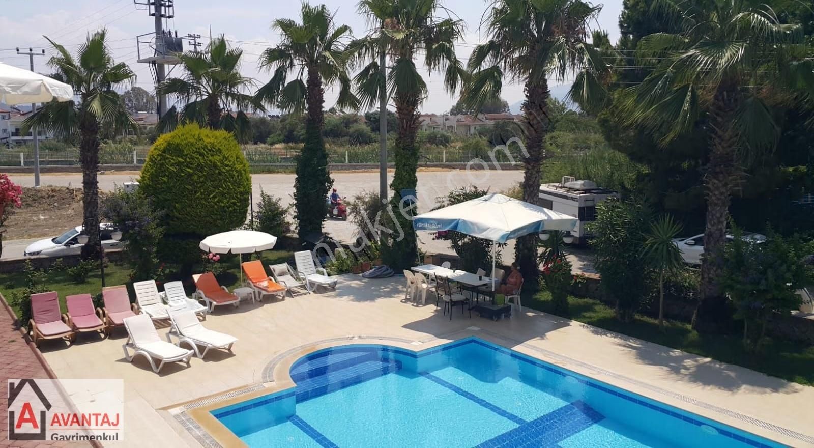 Foça'da Havuzlu 2+1 Bahçe Katı Daire - Görsel 11