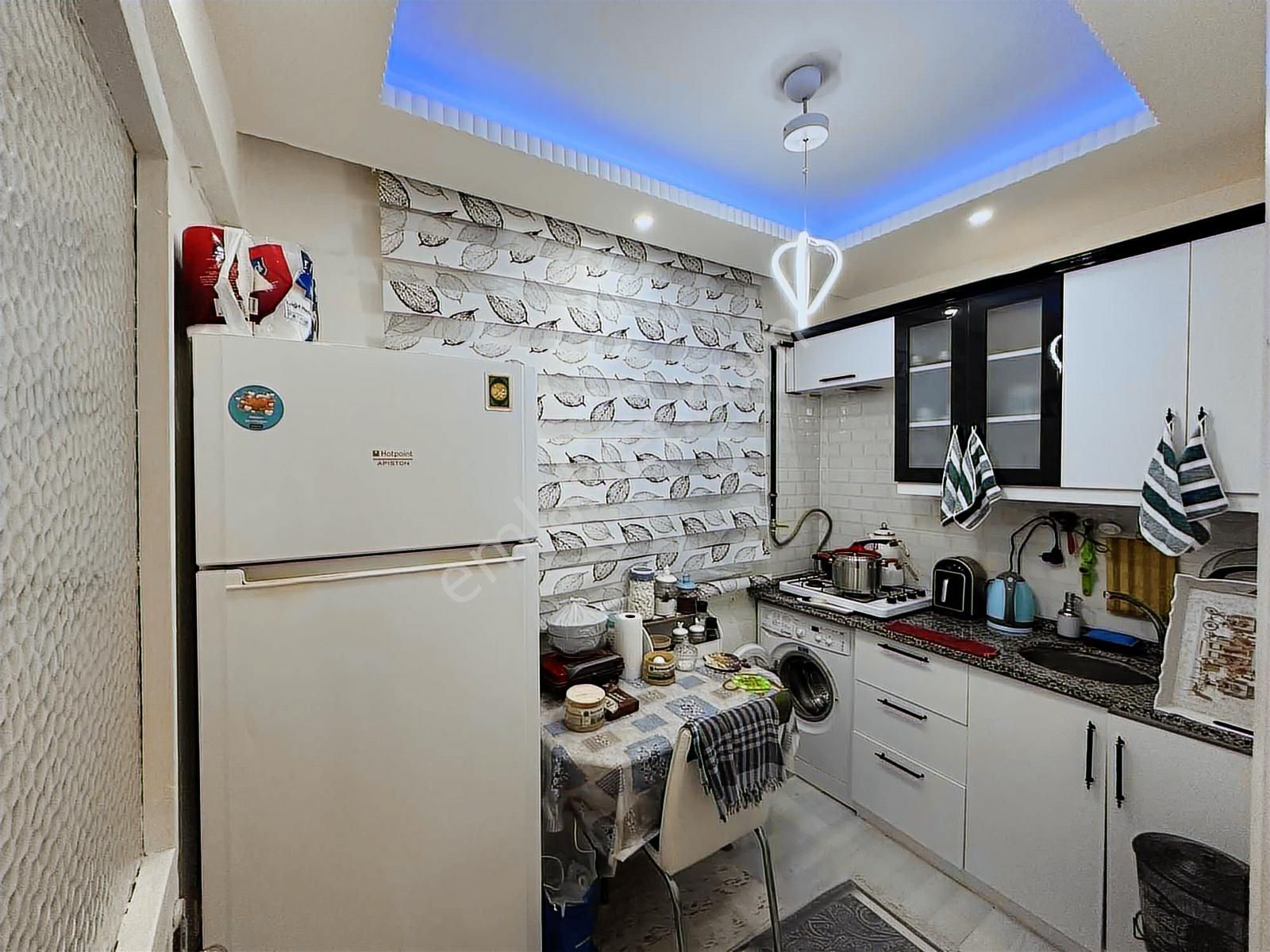 Reşadiye'de Merkezi Konumda Satılık 2+1 - Görsel 12