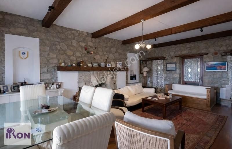 Bodrum Gürece De Satılık Deniz Manzaralı Havuzlu Orjinal Taş Ev - Görsel 25