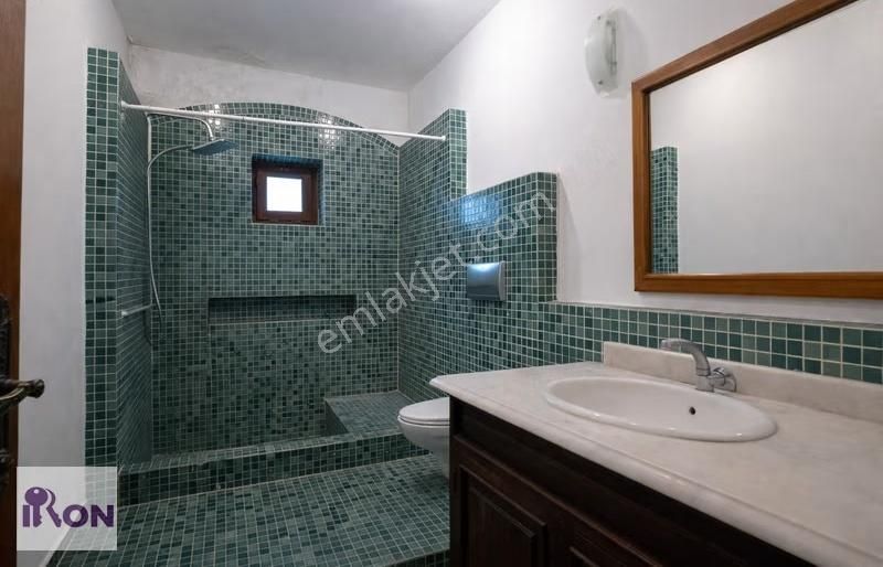 Bodrum Gürece De Satılık Deniz Manzaralı Havuzlu Orjinal Taş Ev - Görsel 8