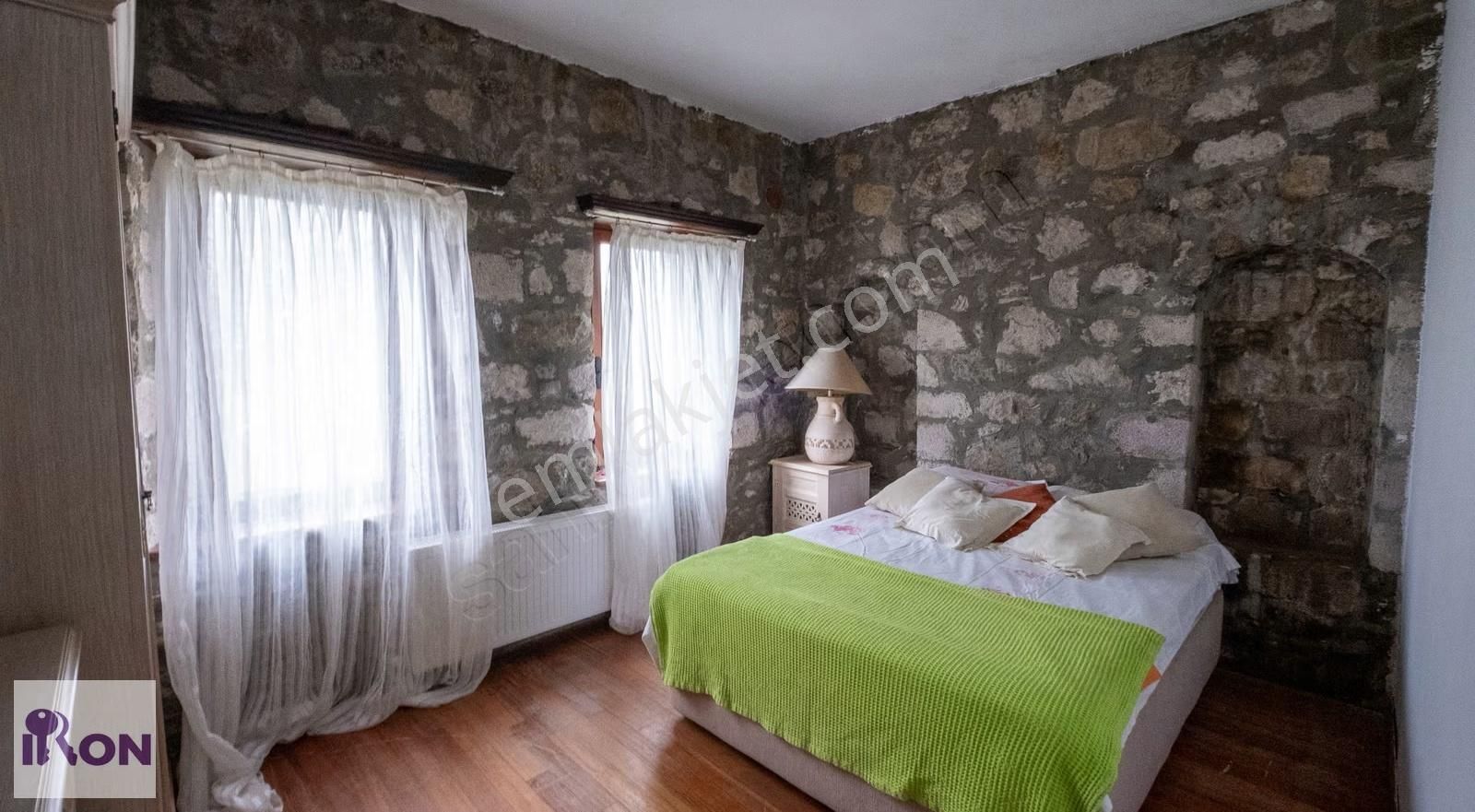 Bodrum Gürece De Satılık Deniz Manzaralı Havuzlu Orjinal Taş Ev - Görsel 22