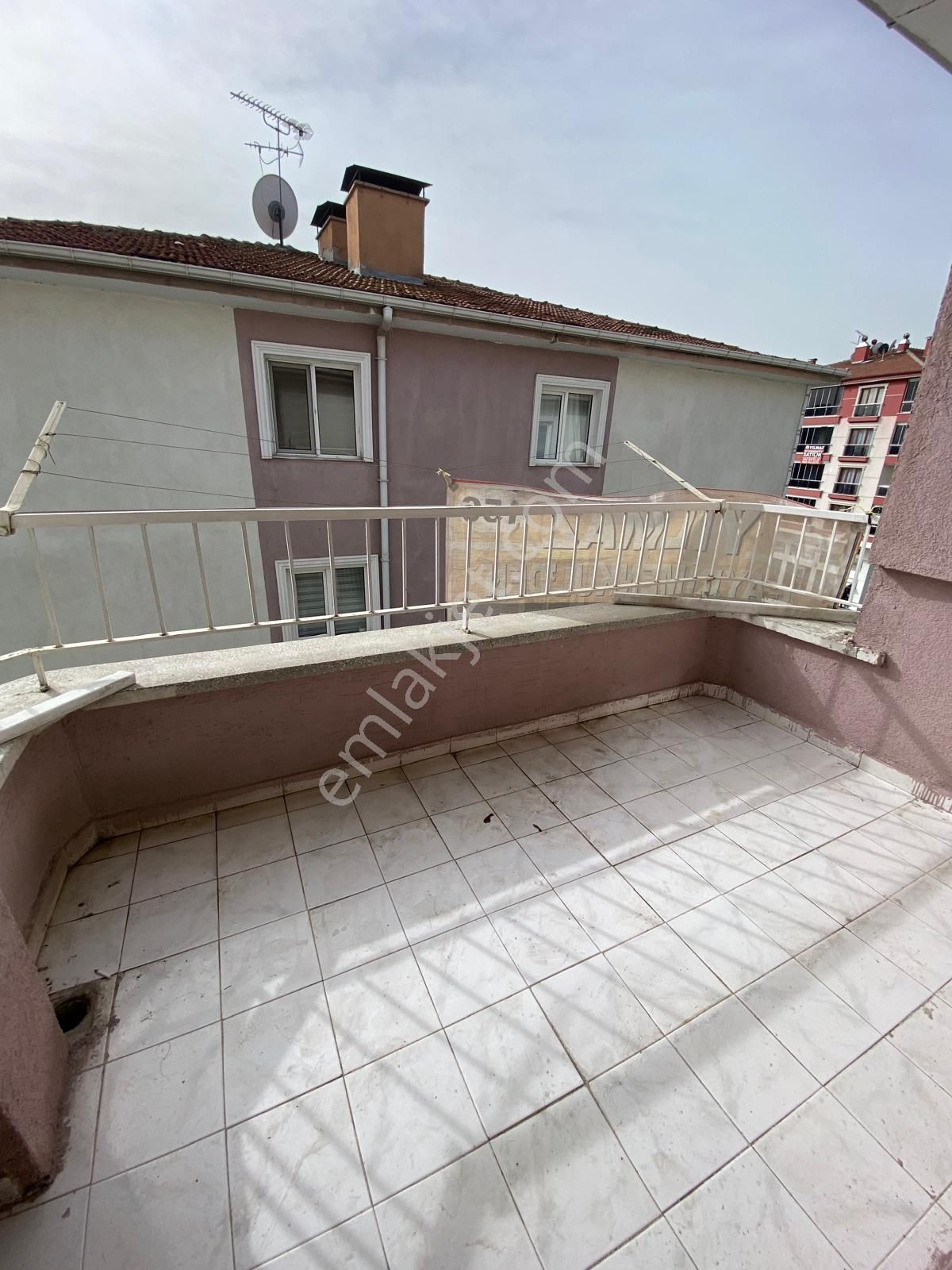 Yılmaz Gayrimenkul'den Andiçen Mah Cadde Üzeri 140m2 20 Bin Tl Kiralık Daire - Görsel 20