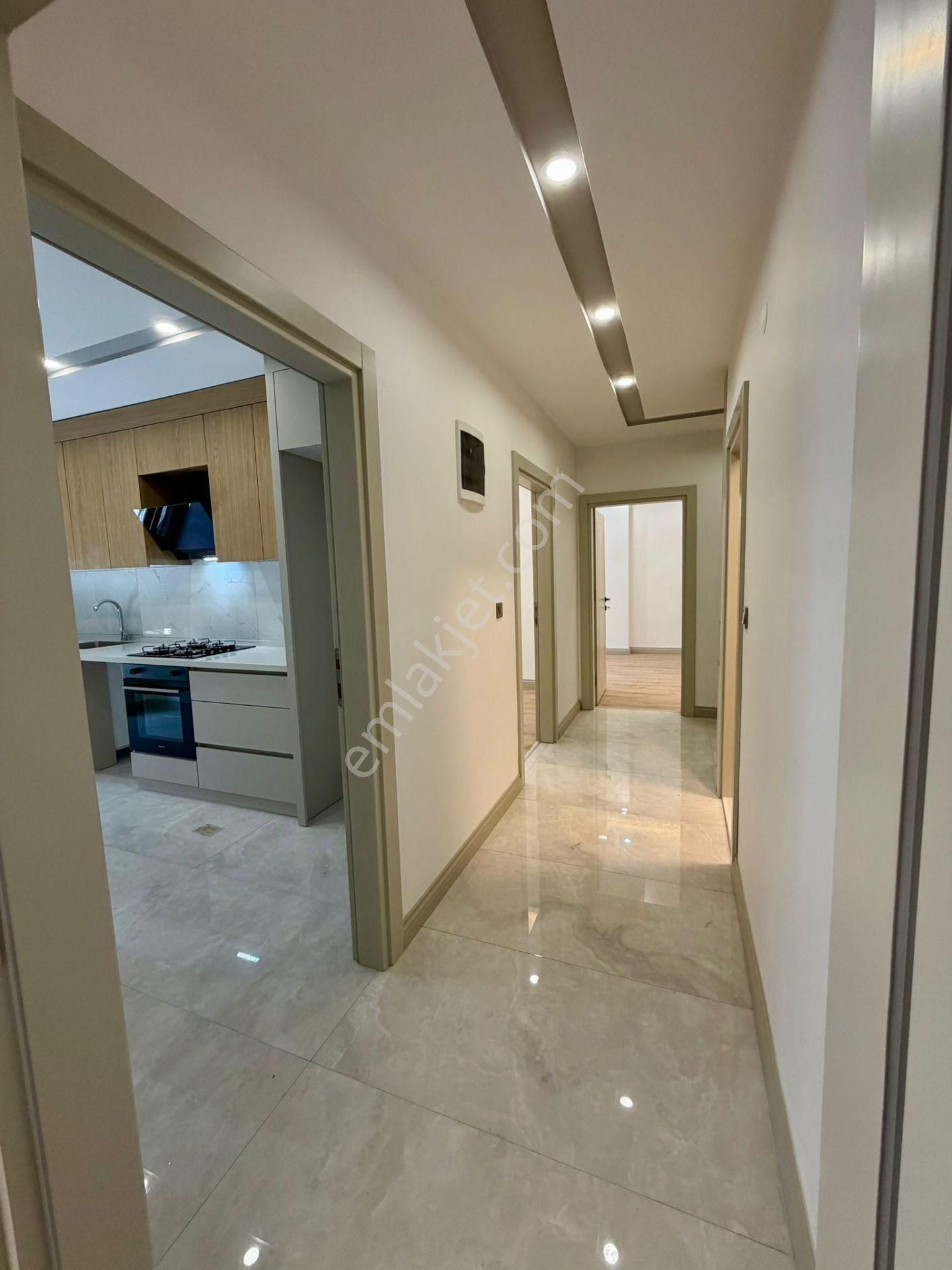 Merkezi Konumda Ebeveyn Banyolu Lüks 2+1 Daire - Görsel 12