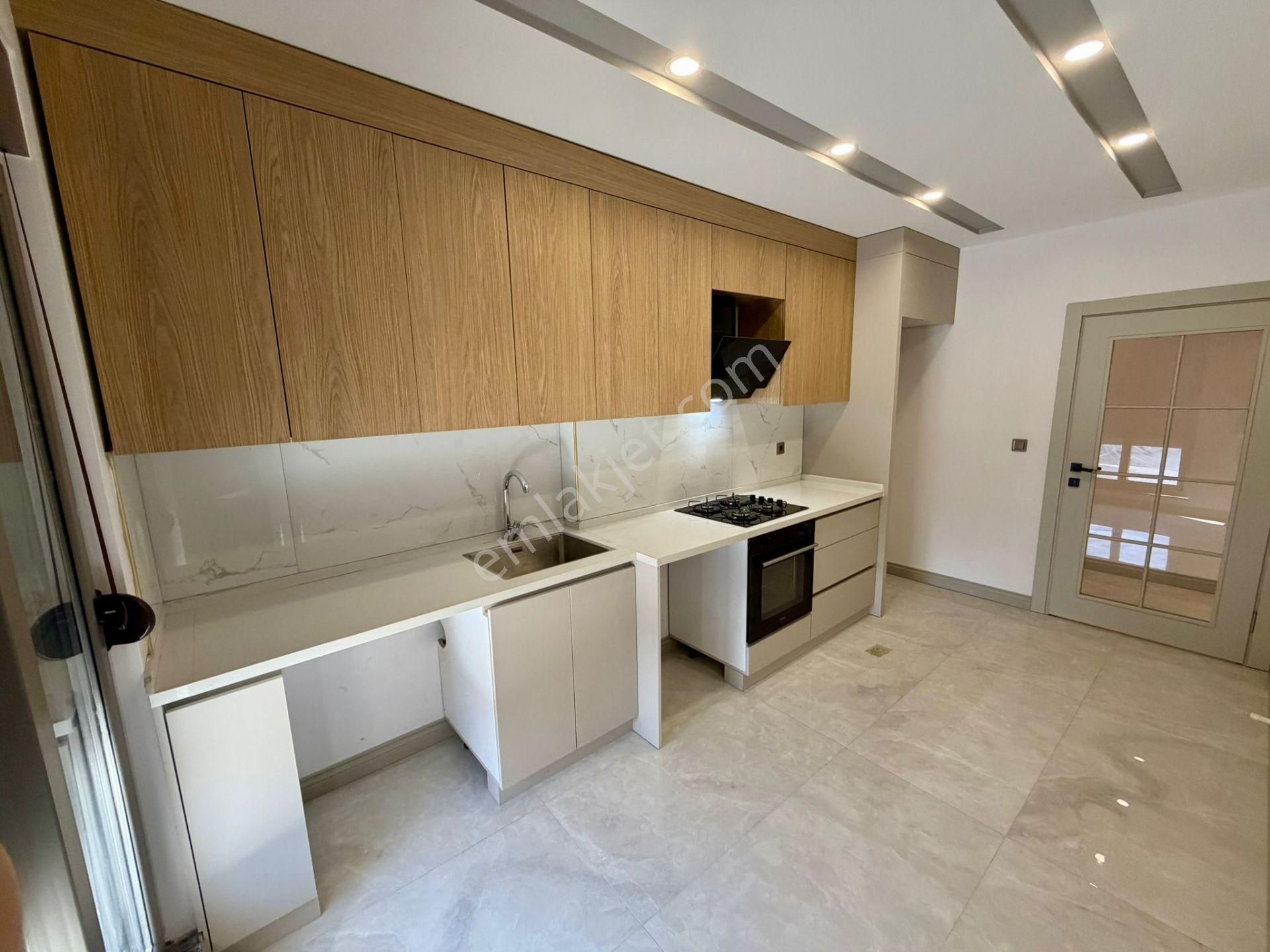 Merkezi Konumda Ebeveyn Banyolu Lüks 2+1 Daire