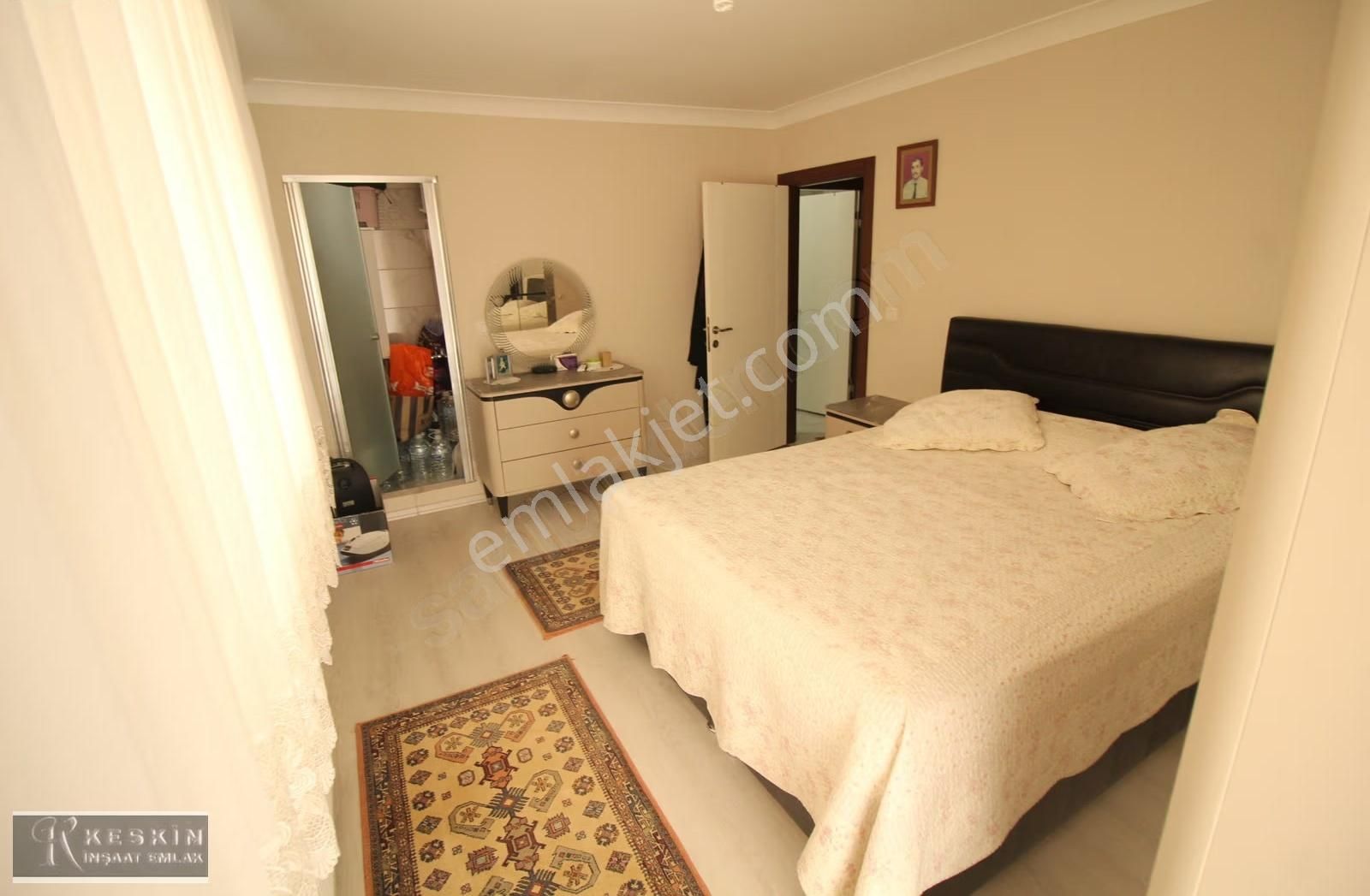 Kanuni Mah Cadde Yakını Üst Kat 3+1 Yapılı Çift Banyo Manzaralı - Görsel 25