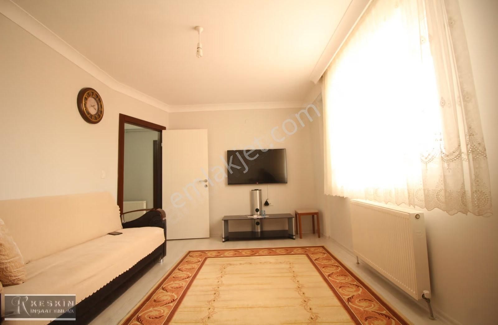 Kanuni Mah Cadde Yakını Üst Kat 3+1 Yapılı Çift Banyo Manzaralı - Görsel 12