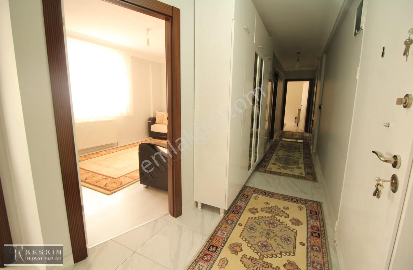 Kanuni Mah Cadde Yakını Üst Kat 3+1 Yapılı Çift Banyo Manzaralı - Görsel 13