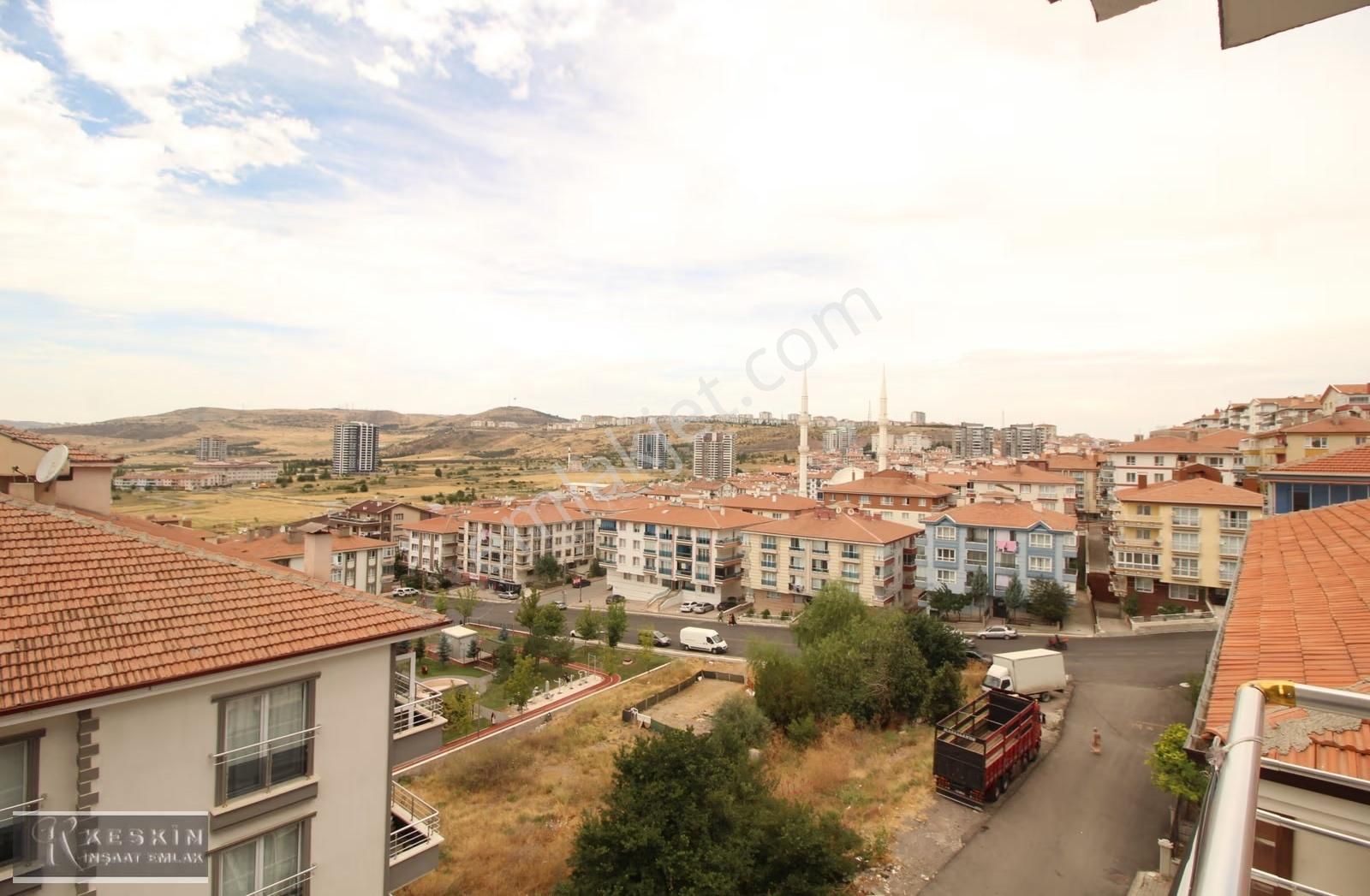 Kanuni Mah Cadde Yakını Üst Kat 3+1 Yapılı Çift Banyo Manzaralı - Görsel 32