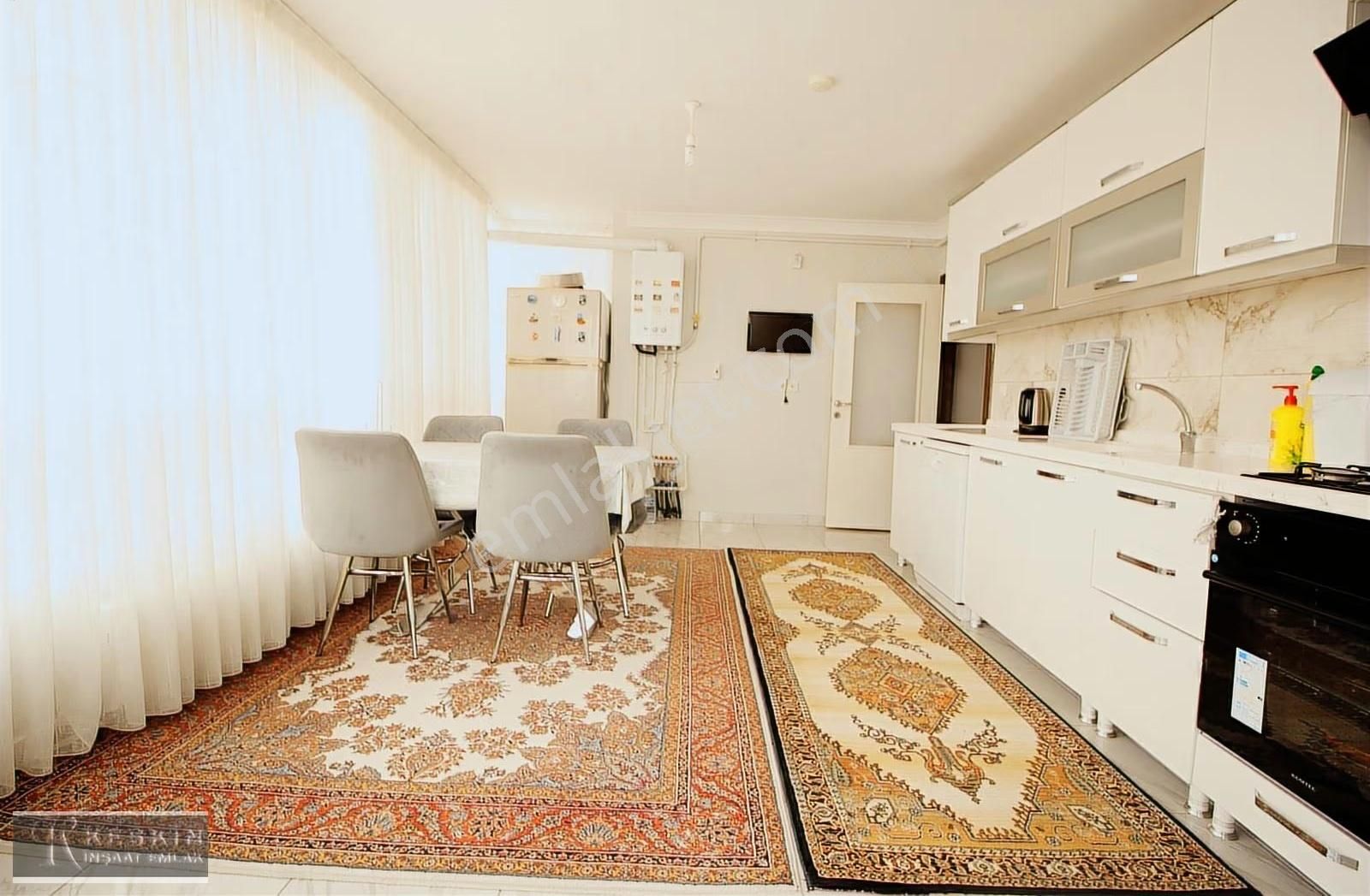 Kanuni Mah Cadde Yakını Üst Kat 3+1 Yapılı Çift Banyo Manzaralı - Görsel 30