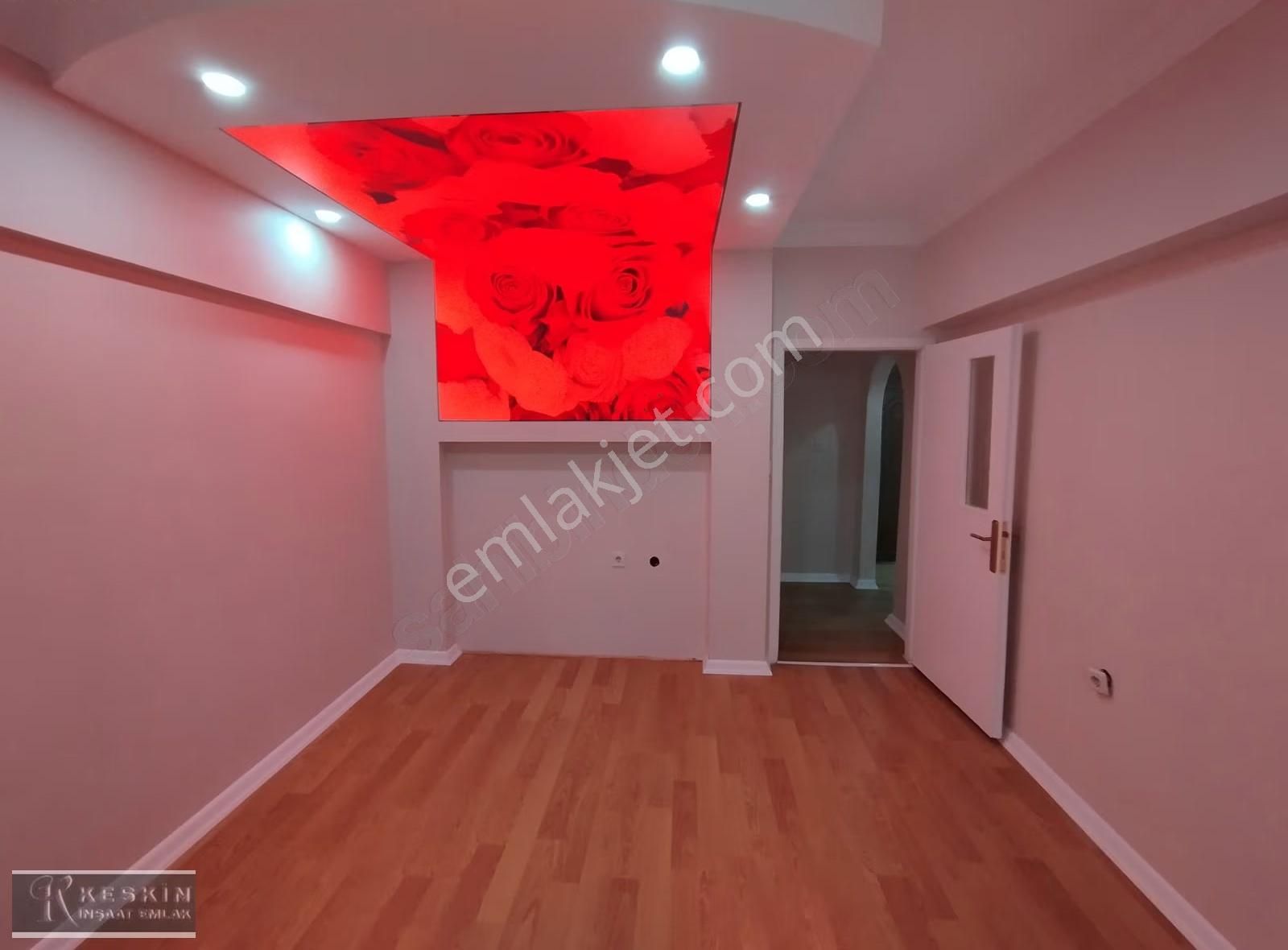 Keçiören Baglum Bulvar Üzeri 1.kat 3+1 Asansörlü İskanlı - Görsel 22