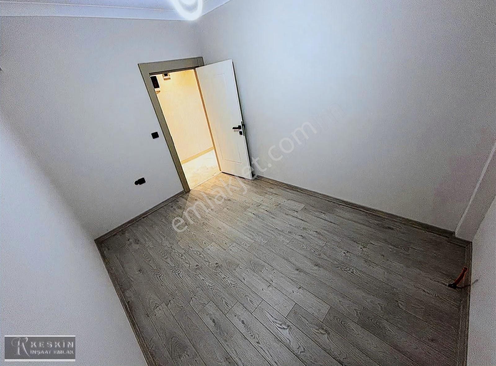 Keçiören Kanuni Mah Sıfır Bina Orta Kat 3+1 Yapılı Satılık Daire - Görsel 4