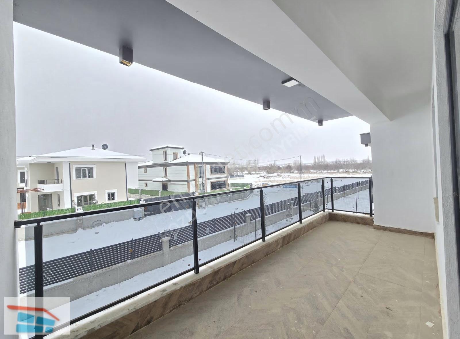 Bozdoğandan Cevat Paşa Mahallesinde Satılık Villa - Görsel 13