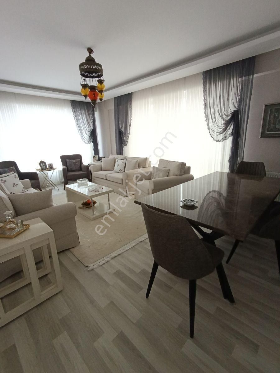 Pırlanta Emlak'tan Merkez'de Şık 5+1 Dublex Satılık Fırsat Daire - Görsel 3